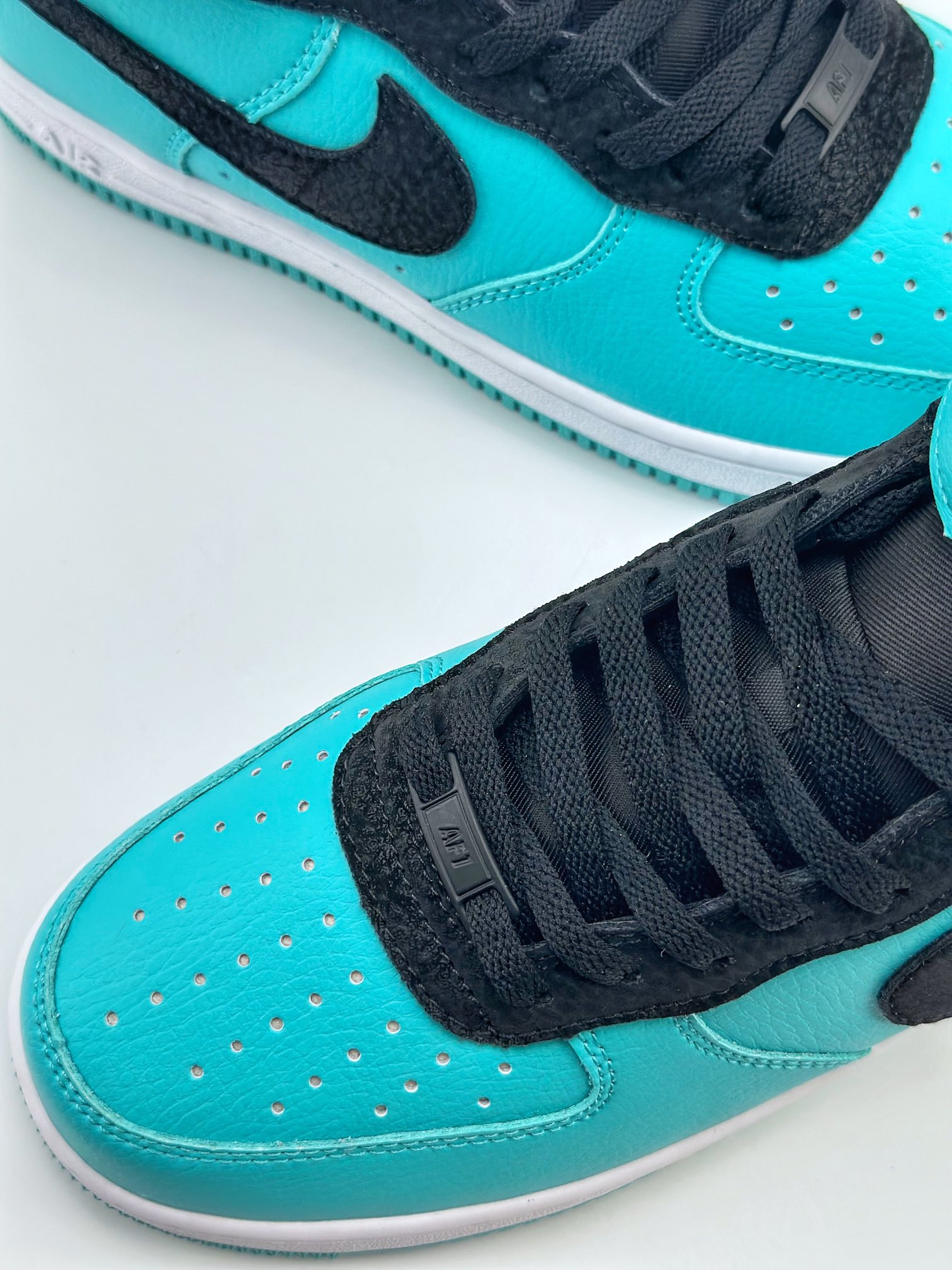 Nike Air Force 1 High 07 x Tiffany & CO ”1837” 蒂芙尼联名蓝黑 DZ1382-200