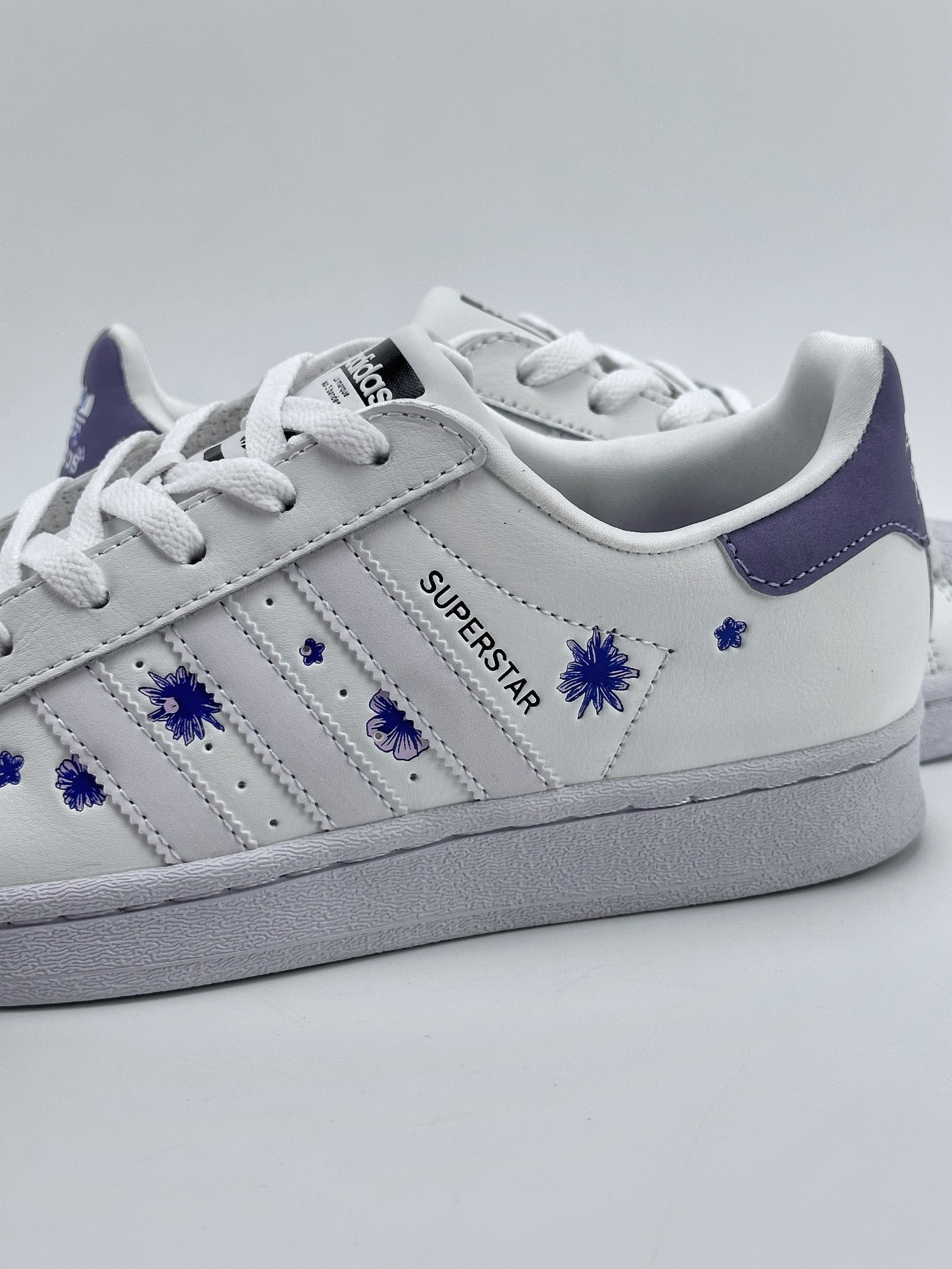 AD Originals Superstar J Shell Toe White Purple HQ4288