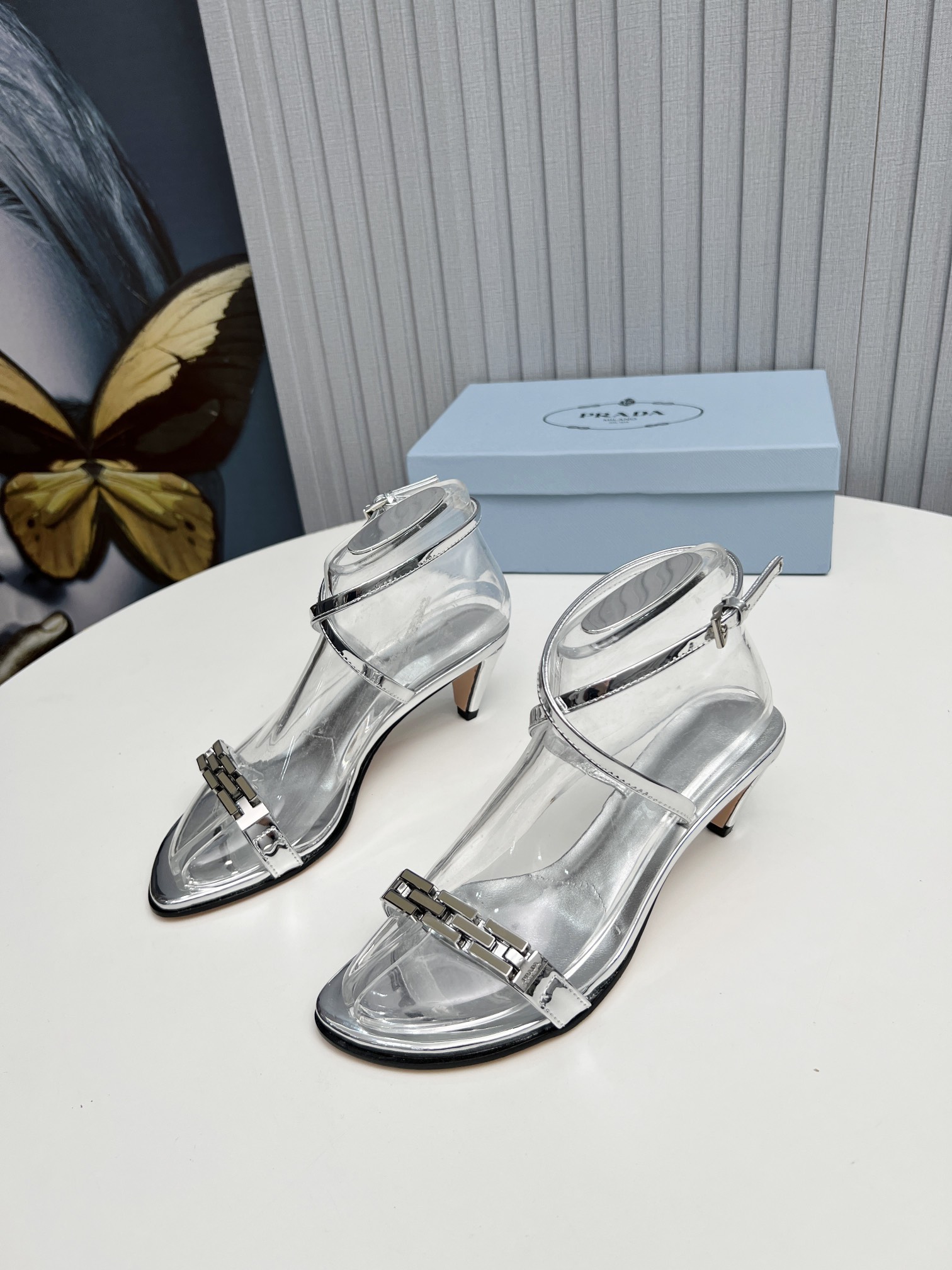 fábrica 2023 SSS relanza las nuevas botas largas y cortas de Prada, sandalias zapatos individuales, 