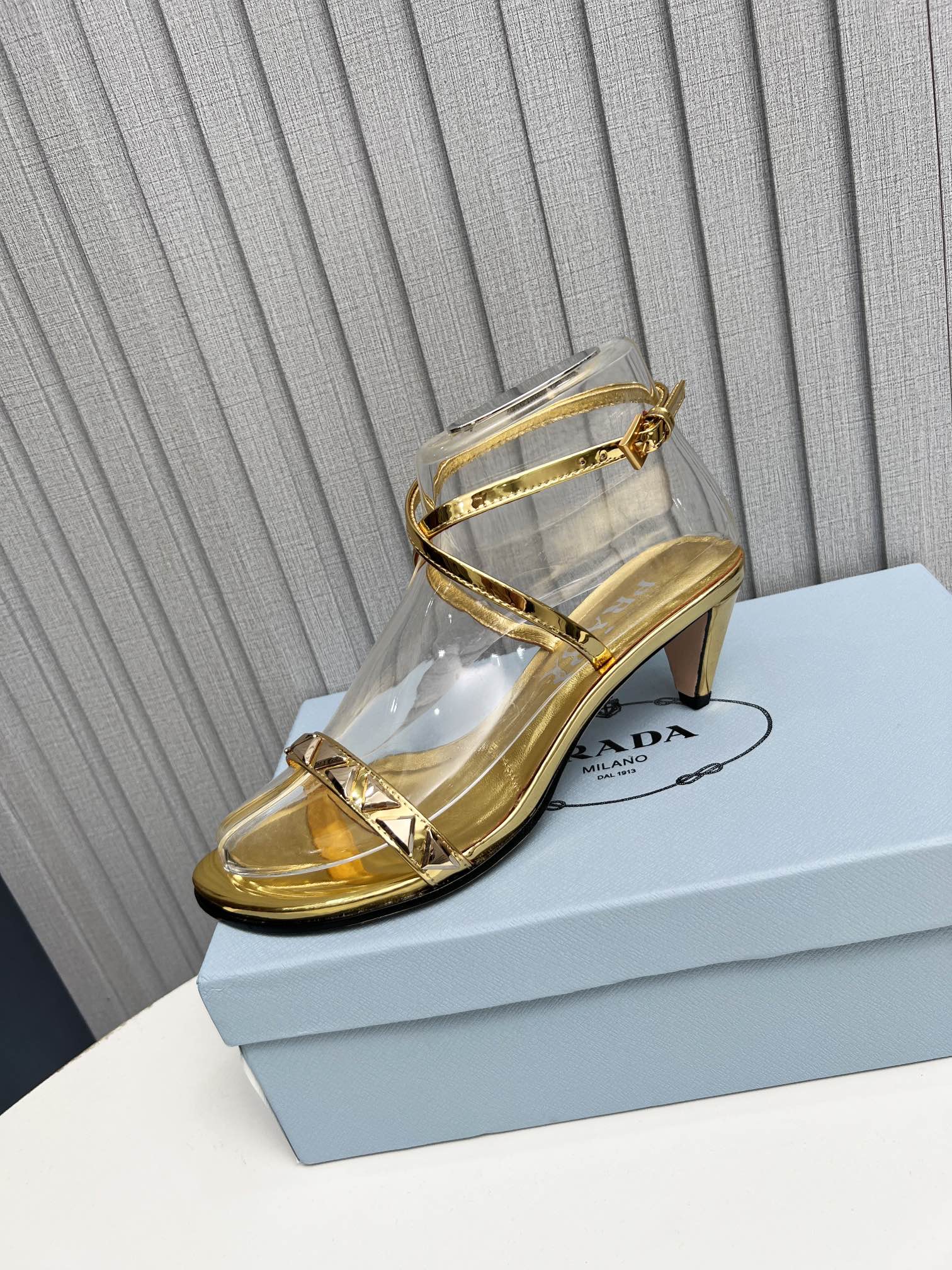 fábrica 2023 SSS relanza las nuevas botas largas y cortas de Prada, sandalias zapatos individuales, 