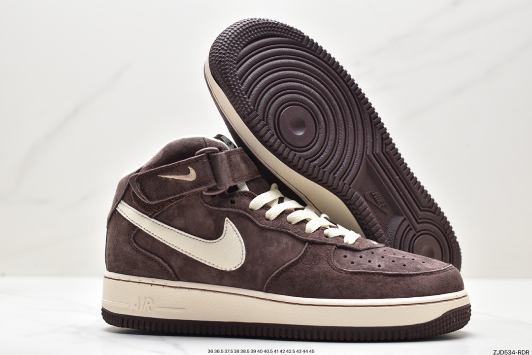 Air Force 1‘07 Mid 巧克力棕麂皮 DM0107-200