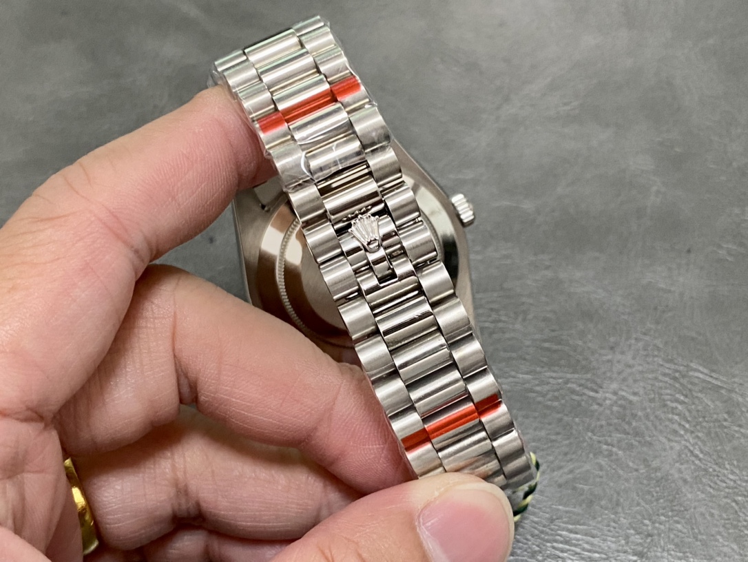 SK厂 劳力士Rolex 双历 星期日志型 40mm オートマチック腕時計