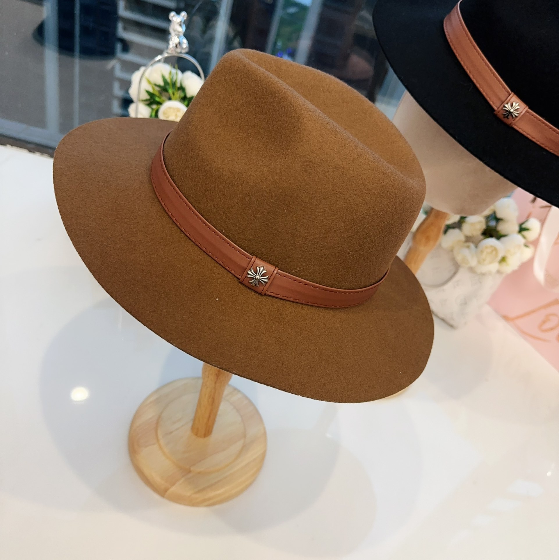 [Chrome Hearts Hats]Retro trend style, invincible color matching, full of fun