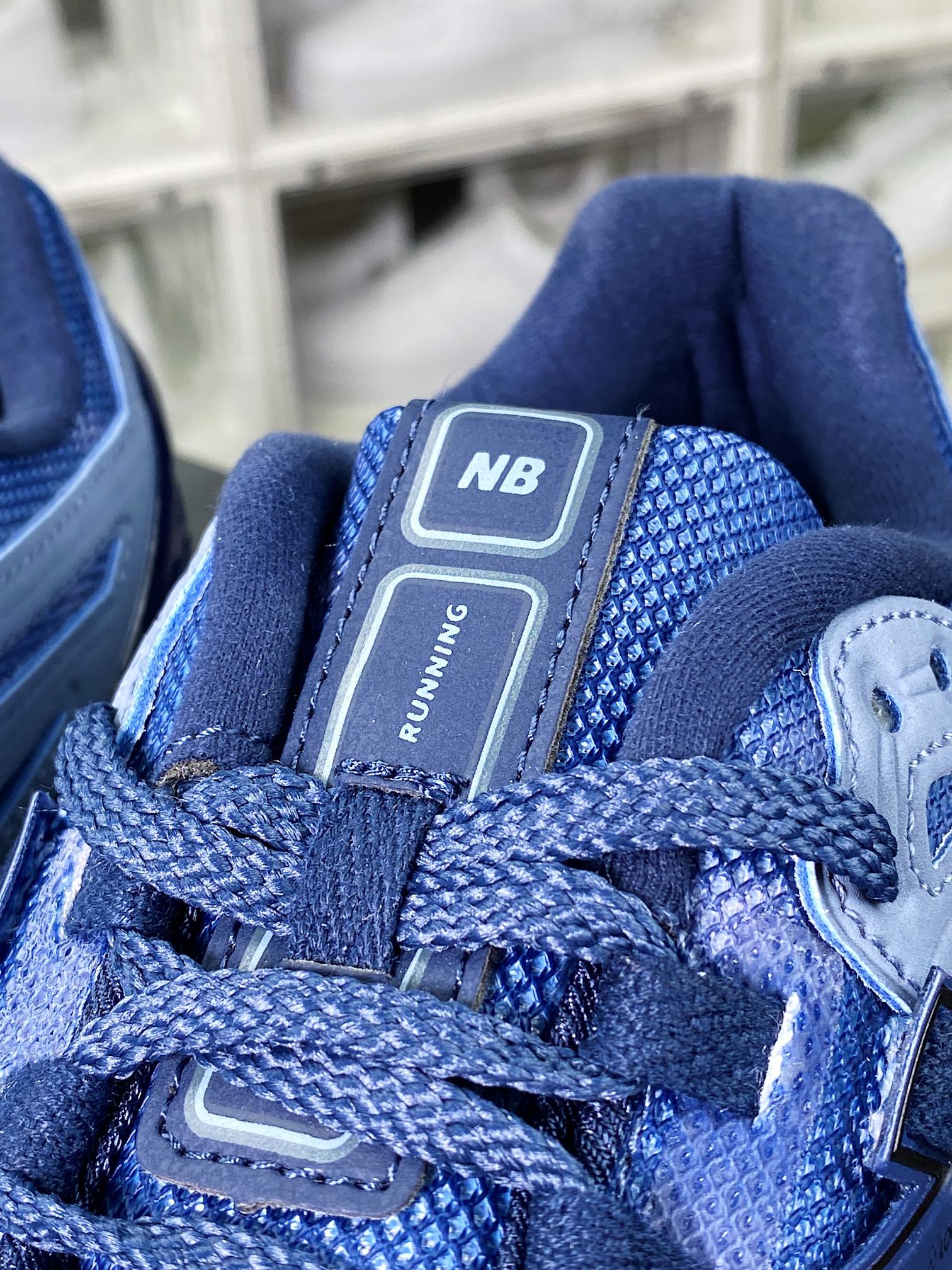 New Balance M1906R series retro dad style casual sports jogging shoes ”Frosted sapphire blue distressed” M1906RDN