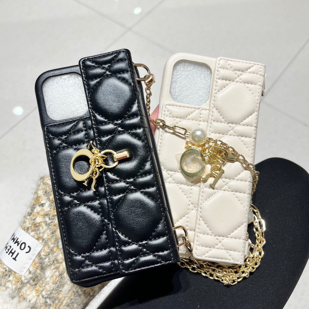 Dior迪奥零钱插卡手机壳戴妃格带五金吊坠官网1:1同步更新大牌原创设计型号iPhone146.1iPh