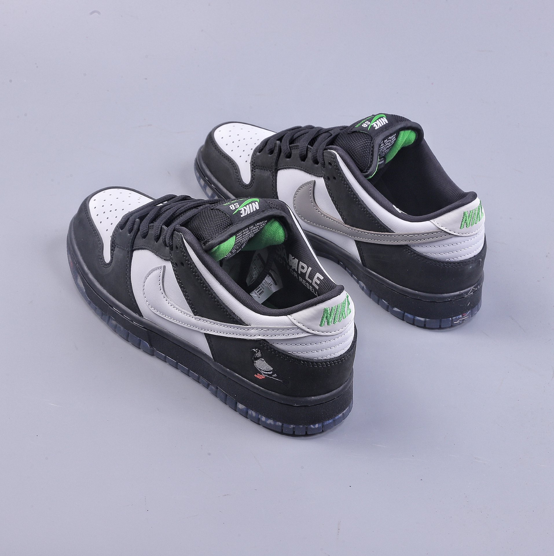 GT staple x Nike Dunk SB Low Pro OG QS Black Pigeon Joint Black and White BV1310-013