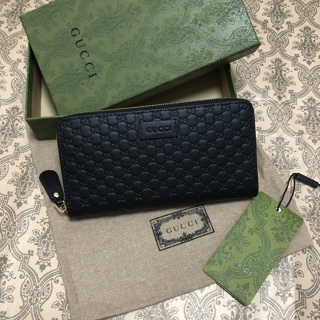 Gucci Signature黑色进口小牛皮拉链钱包，独特高雅的设计，配以热压技术，时尚潮流百搭，你值得