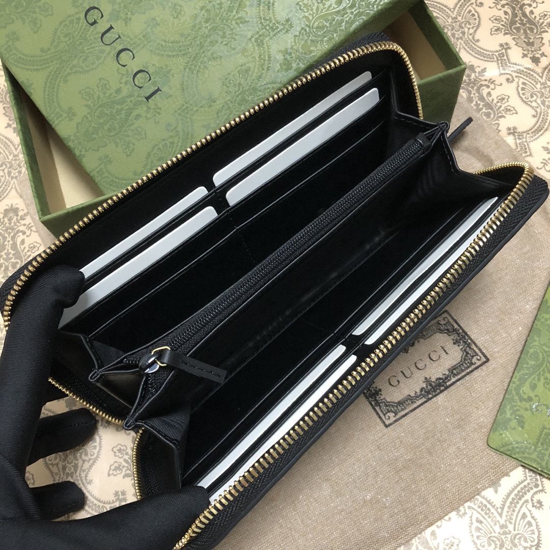 Gucci Signature黑色进口小牛皮拉链钱包，独特高雅的设计，配以热压技术，时尚潮流百搭，你值得