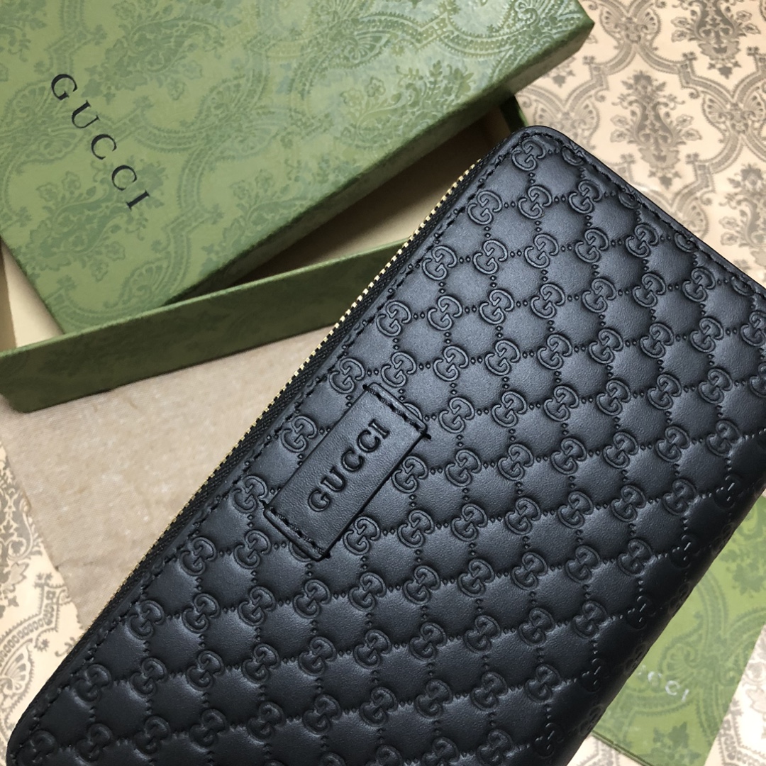 Gucci Signature黑色进口小牛皮拉链钱包，独特高雅的设计，配以热压技术，时尚潮流百搭，你值得