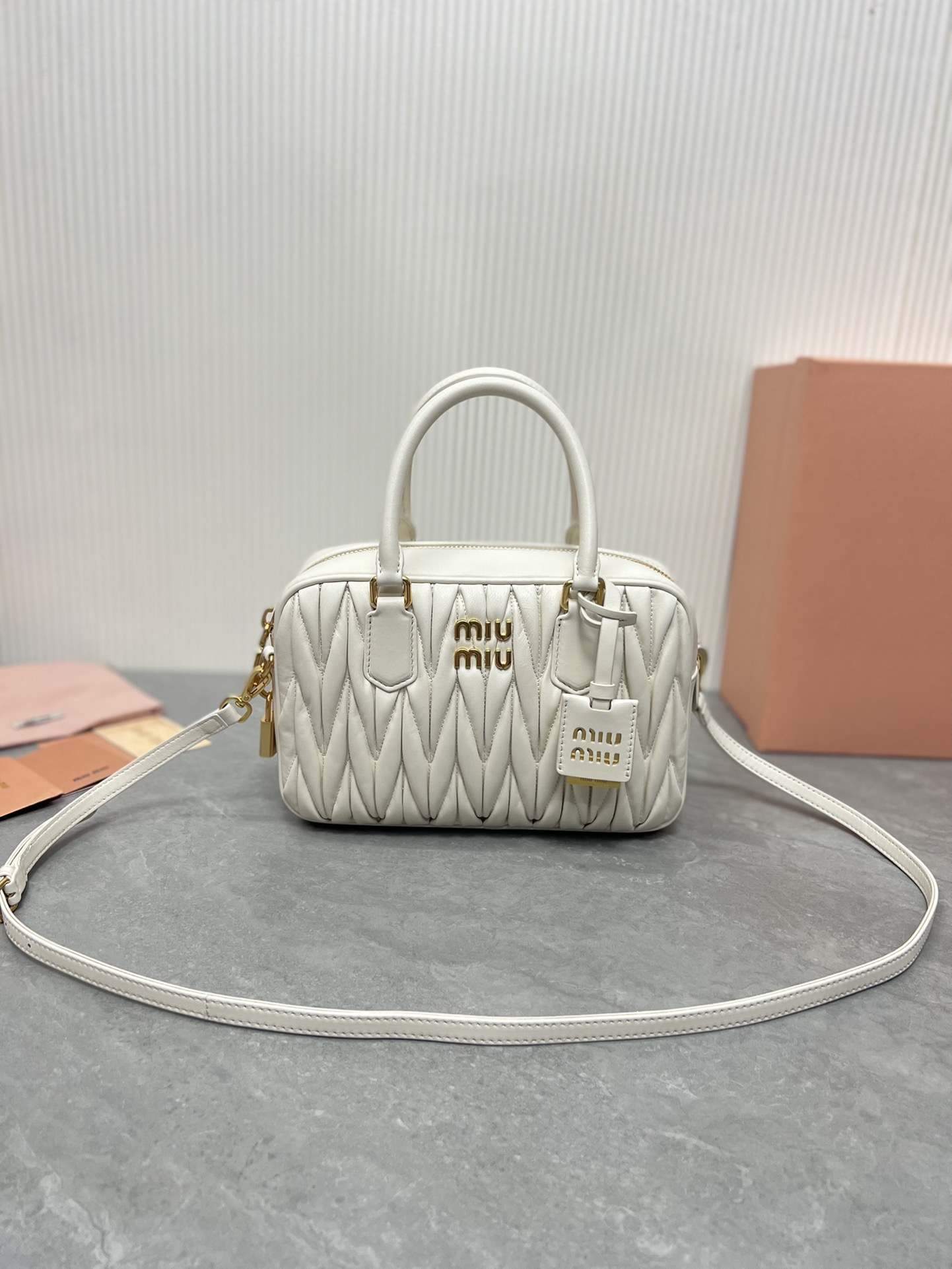 Miu Miu Miumiu 23New arrival Large size