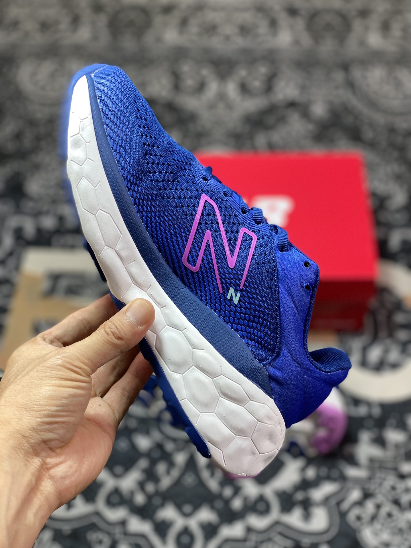 New Balance Fresh Foam X 840Fv1 series low-top lightweight thick-soled running shoes ”Royal Blue, White and Purple” W840FBP