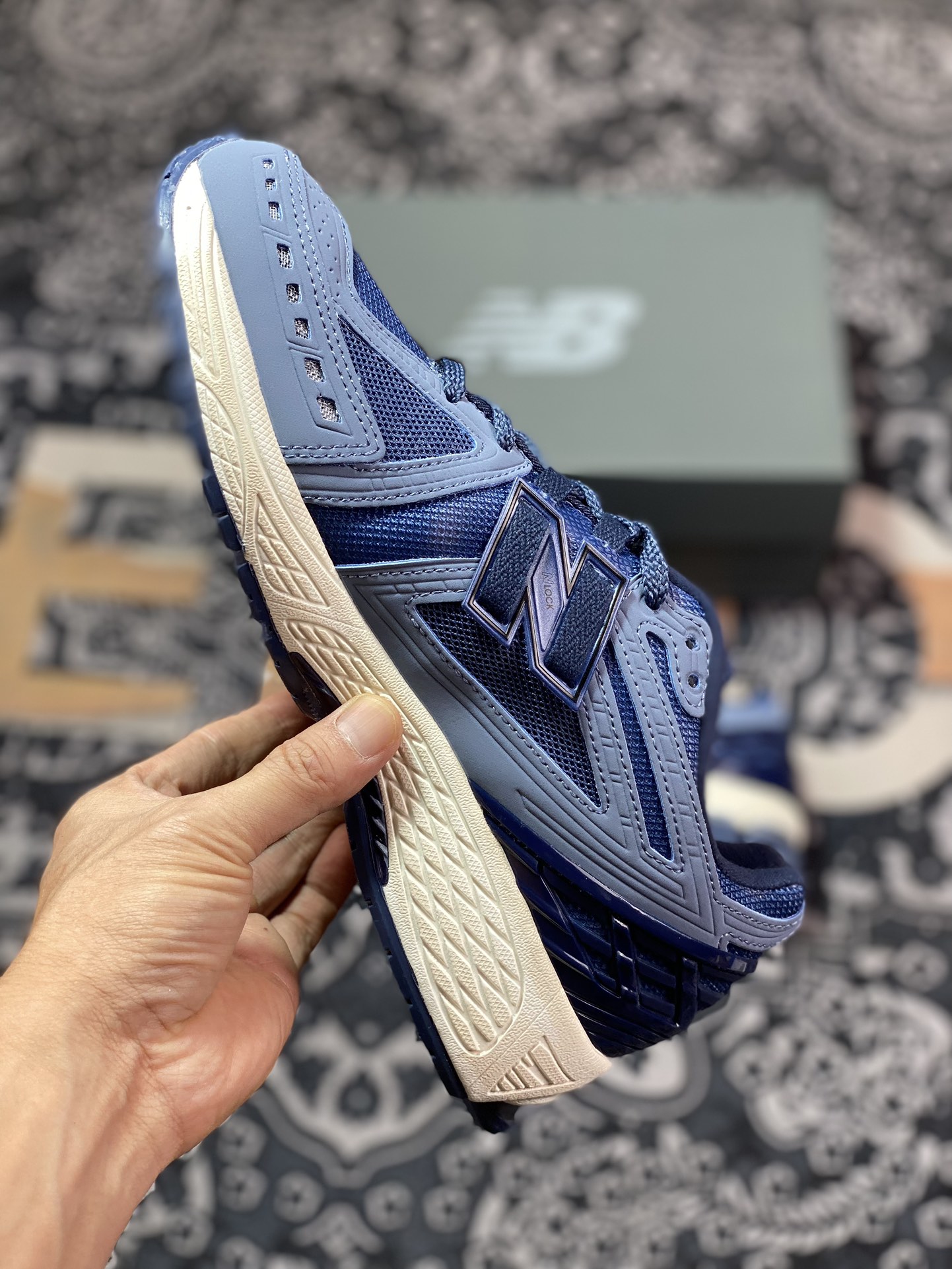 New Balance M1906R series retro dad style casual sports jogging shoes ”Frosted sapphire blue distressed” M1906RDN