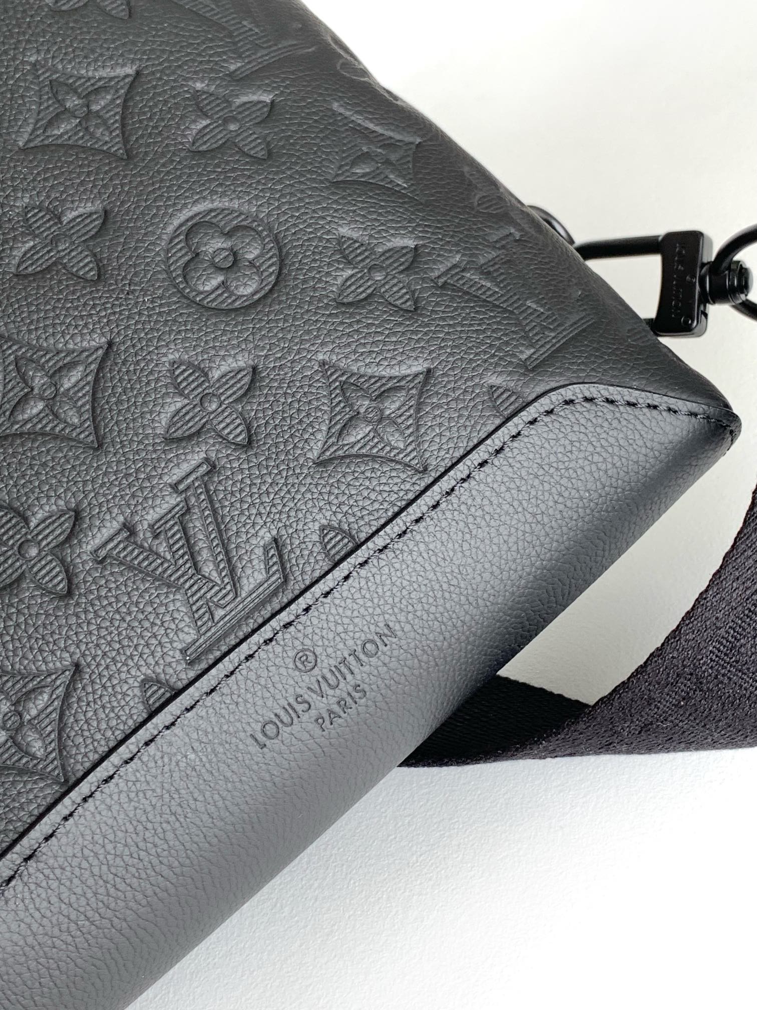 Louis Vuitton Duo Black Embossed Leather Sling Bag with Removable Pouch 7 i1694234925 2777 5