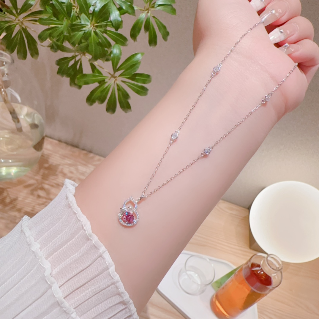 High Polish Silver Moissanite Necklace Soft Engagement Gold