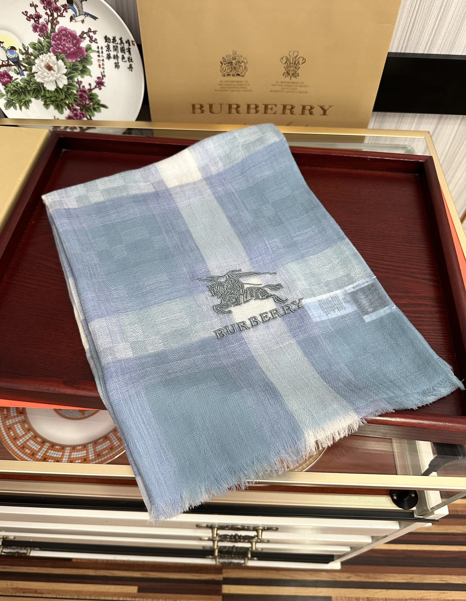 Burberry巴宝莉内蒙古山羊绒围巾