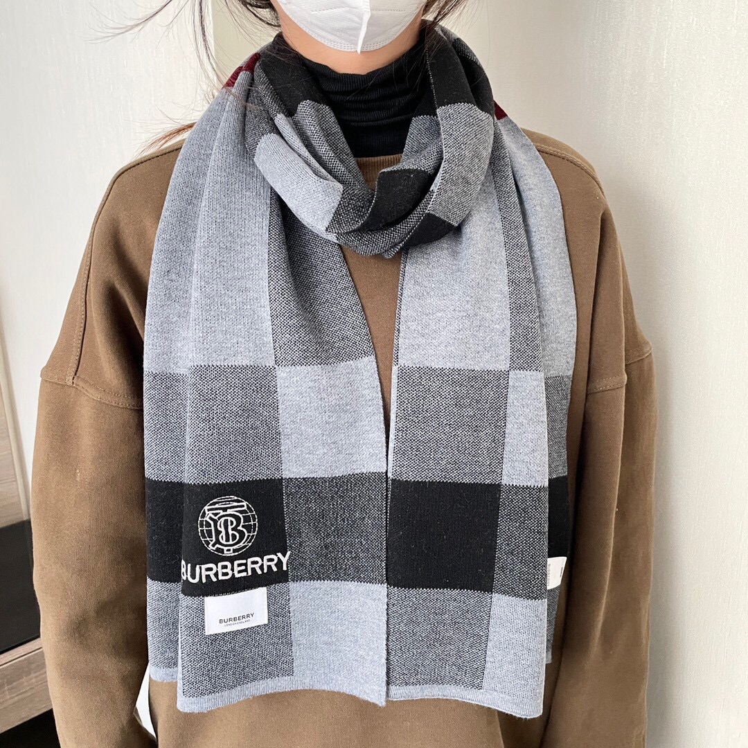 Burberry巴宝莉经典战马100%进口针织羊绒