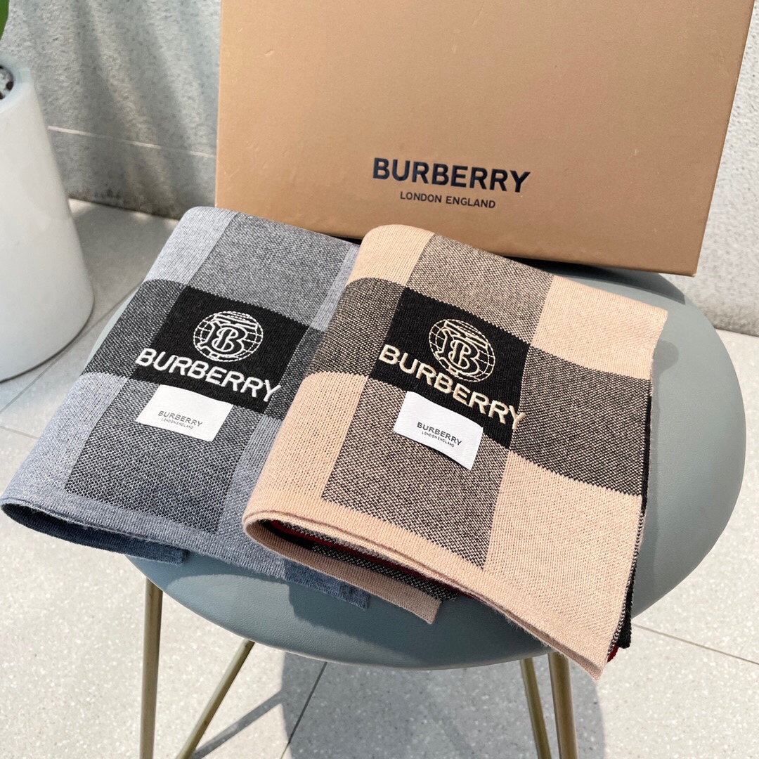 Burberry巴宝莉经典战马100%进口针织羊绒