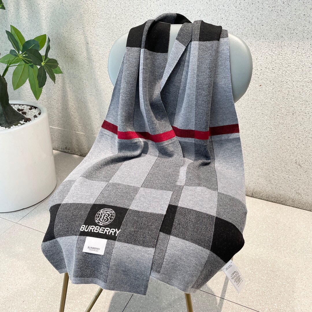 Burberry巴宝莉经典战马100%进口针织羊绒