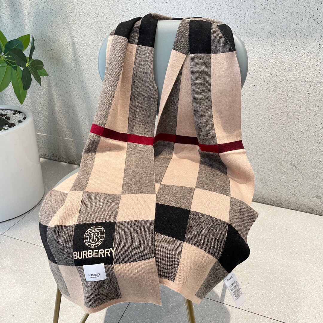 Burberry巴宝莉经典战马100%进口针织羊绒