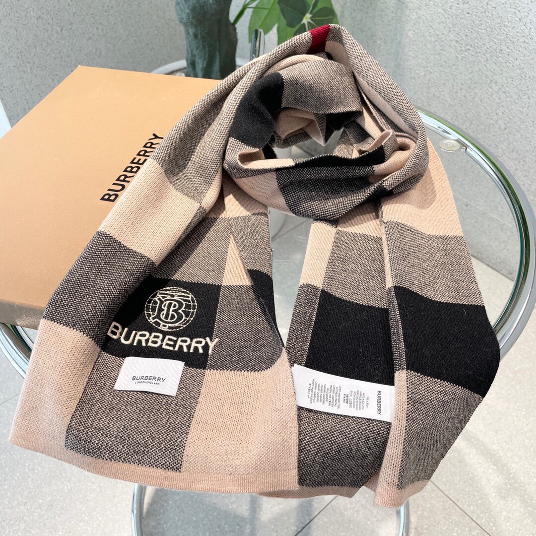 Burberry巴宝莉经典战马100%进口针织羊绒