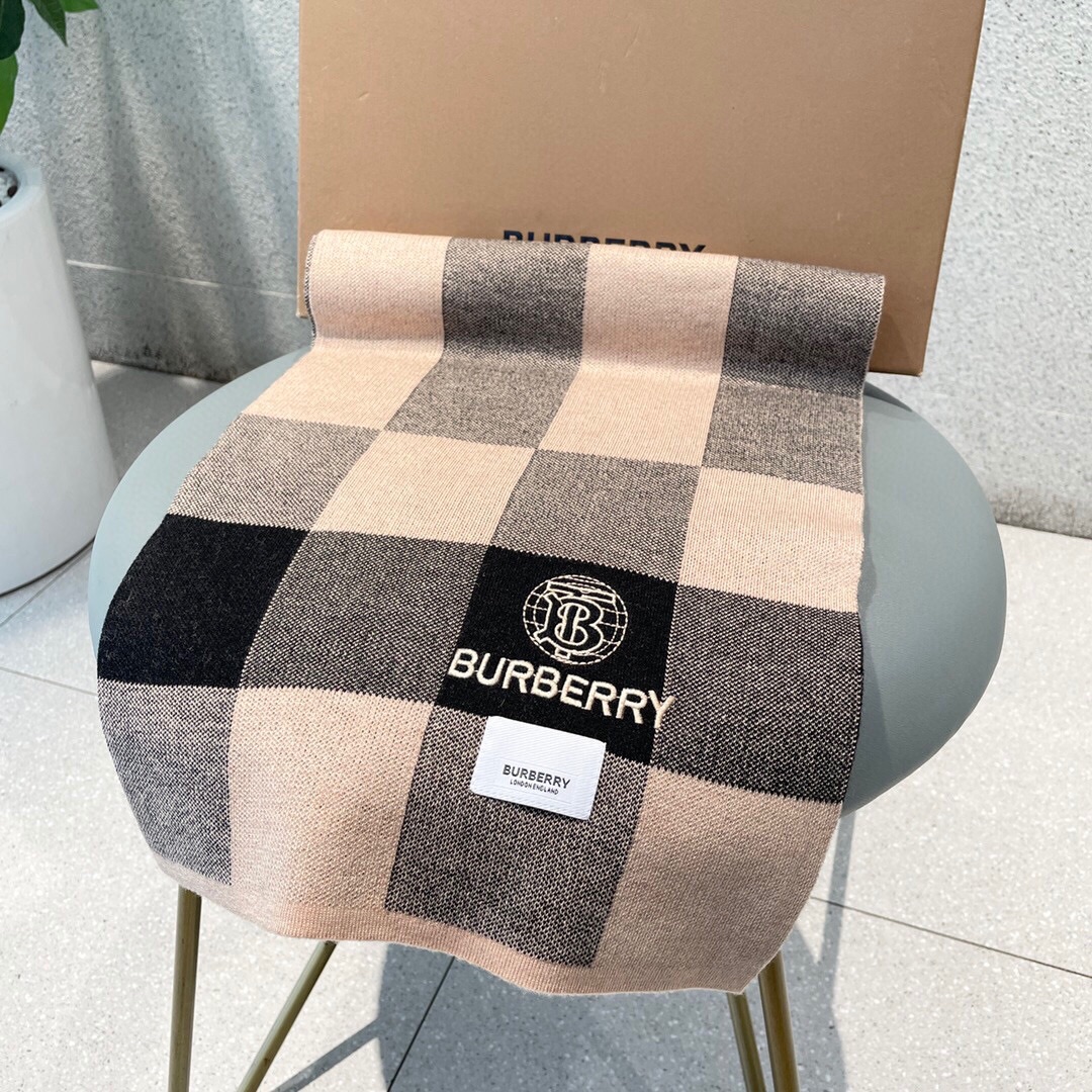Burberry巴宝莉经典战马100%进口针织羊绒