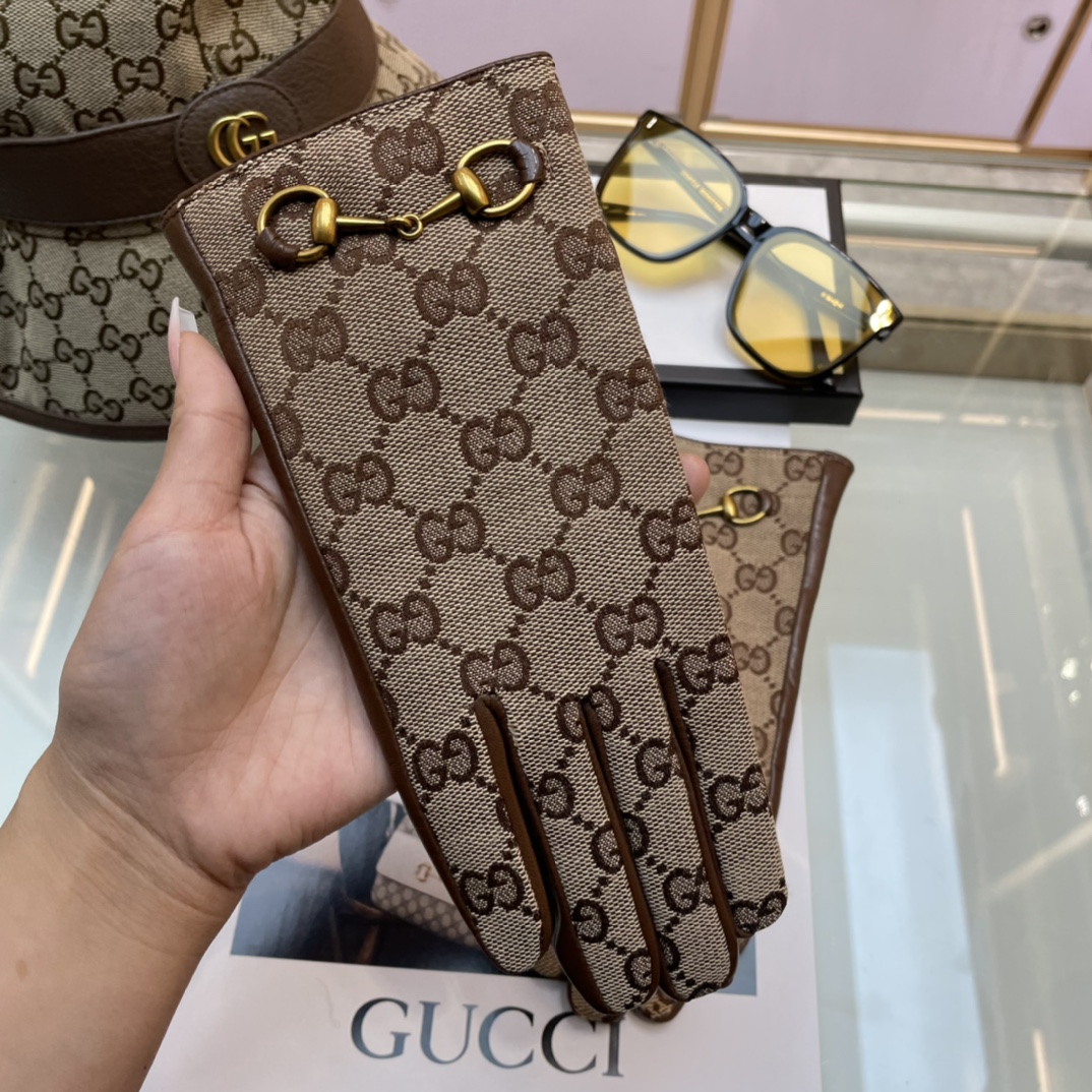 ️Gucci️爆款到顶级原单官网同步女士新款高档羊皮手套百分百选用进口小羊皮皮质光泽鲜亮饱满柔软细腻手感