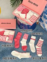 MiuMiu Sock- Mid Tube Socks Pink Women Cotton Fall/Winter Collection