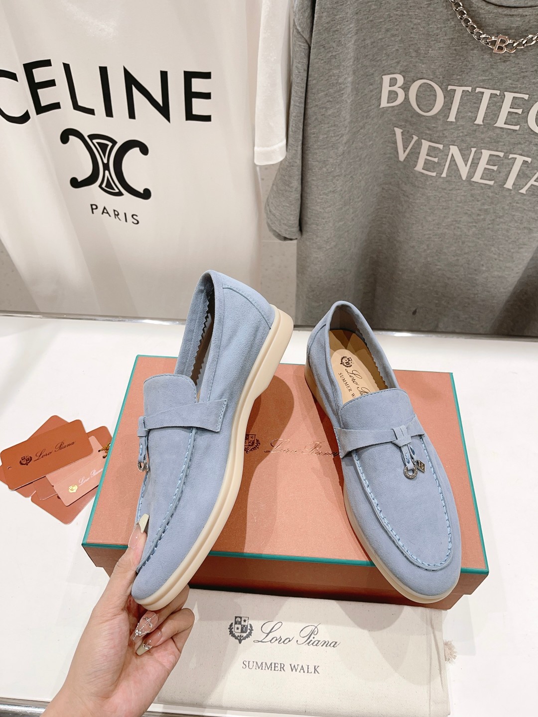 高版本出厂
  Loro Piana* LP万年经典款乐福鞋 简约时尚 脚感超级舒适 一天可以暴走两万步