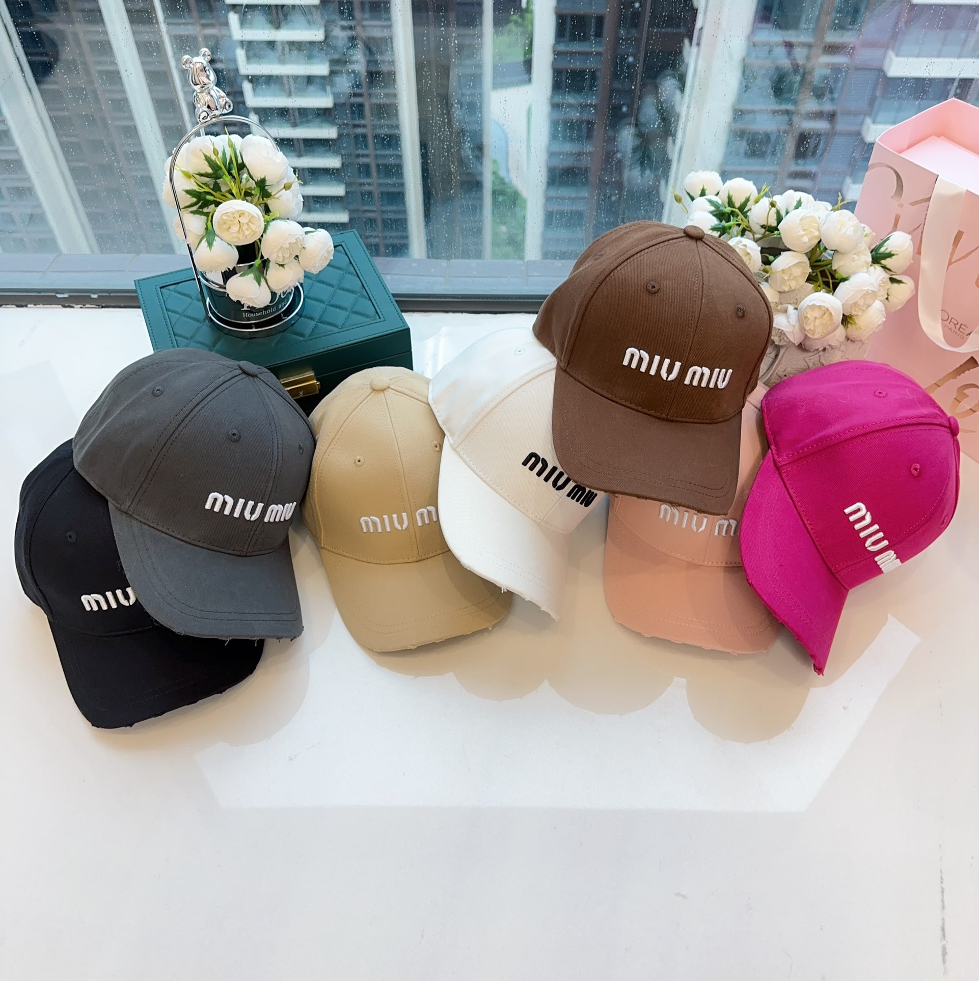 미우미우 모자 81074 Miu Miu Cap 상세 이미지 9