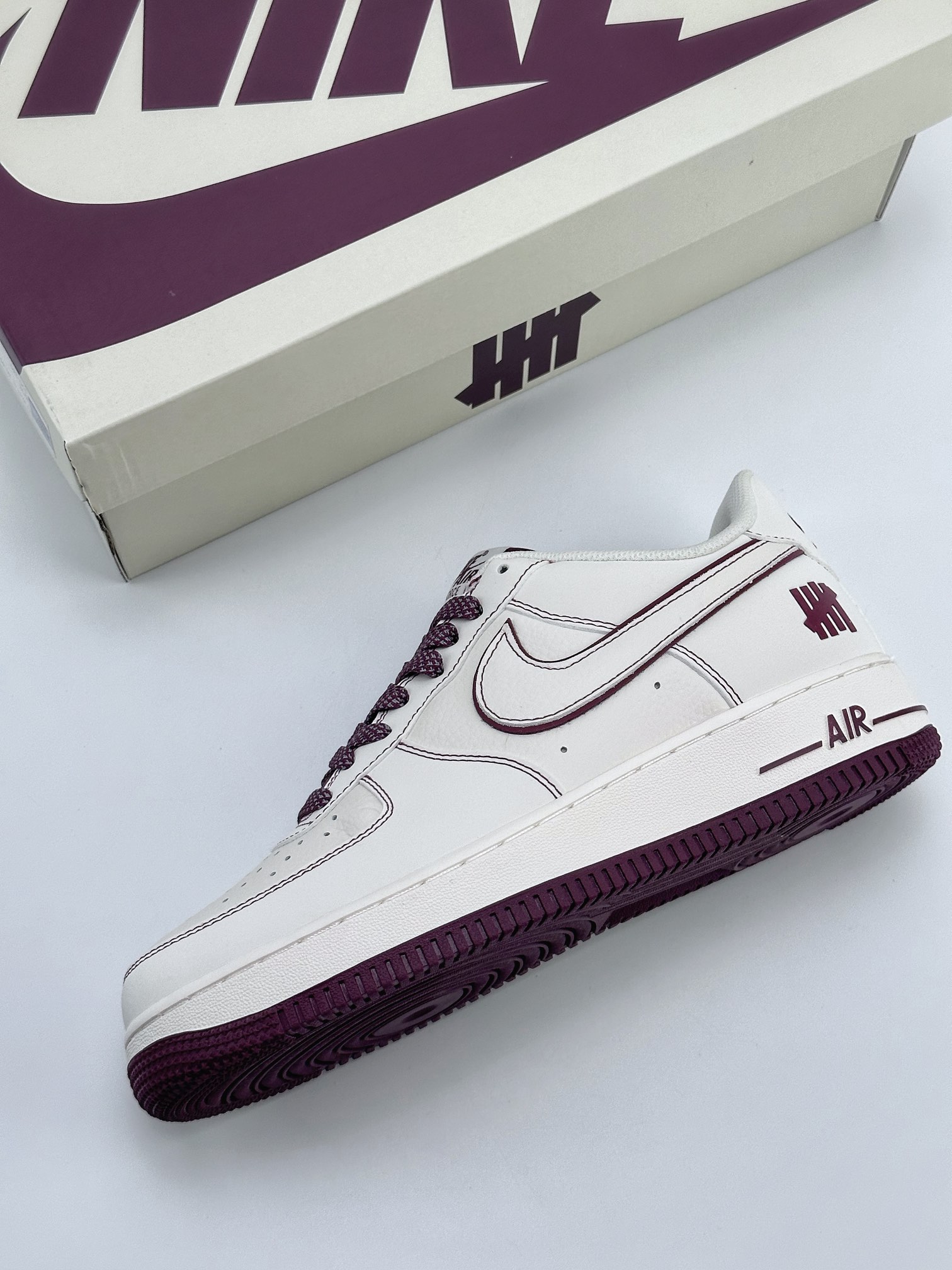 Nike Air Force 1 Low 07 Undefeated White Wine Red UN3699-022