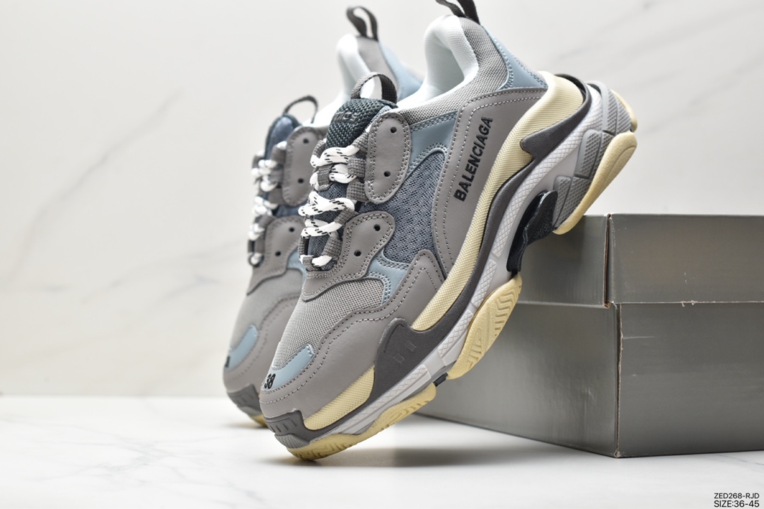 BALENCIAGA Triple S Balenciaga / Balenciaga three generations of old thick-soled dad shoes