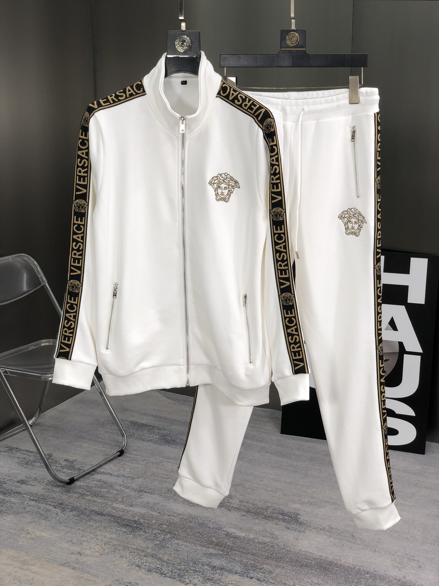 Versace Clothing Two Piece Outfits & Matching Sets Fall/Winter Collection Fashion Hooded Top