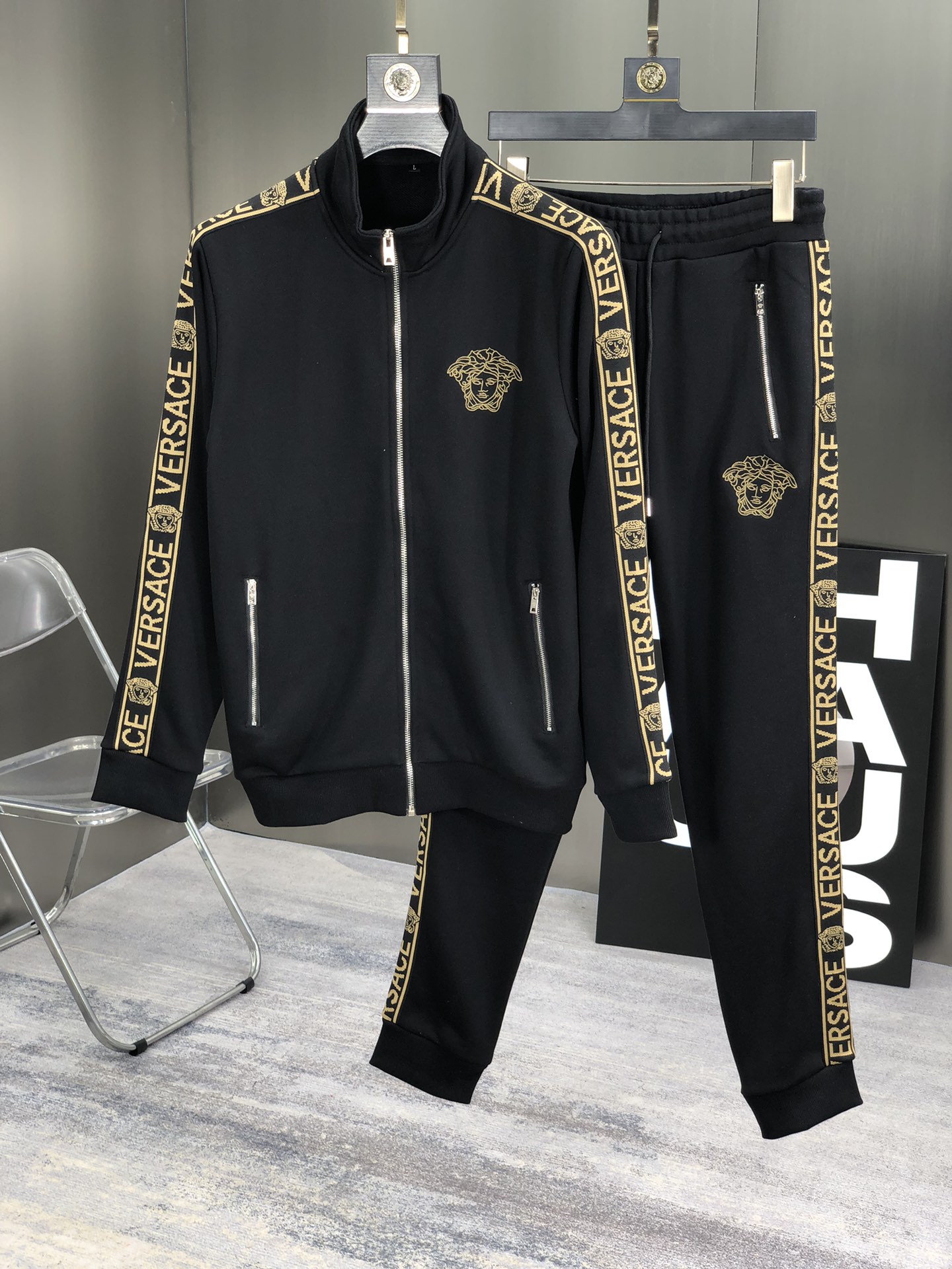 Shop Designer
 Versace Clothing Two Piece Outfits & Matching Sets Fall/Winter Collection Fashion Hooded Top