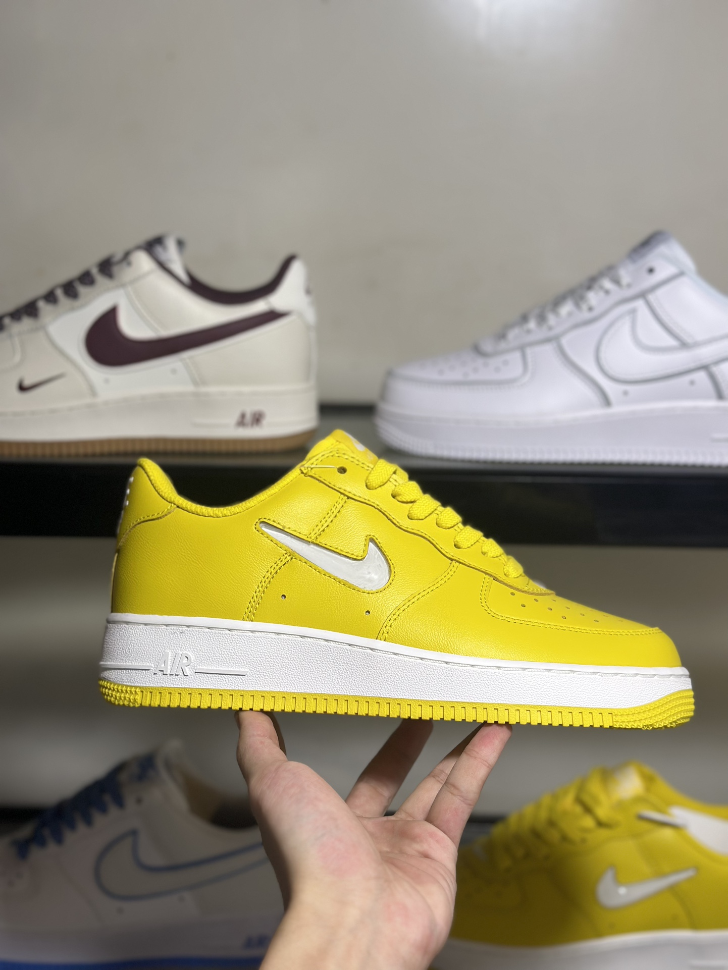 NikeAirForce1Low黄白