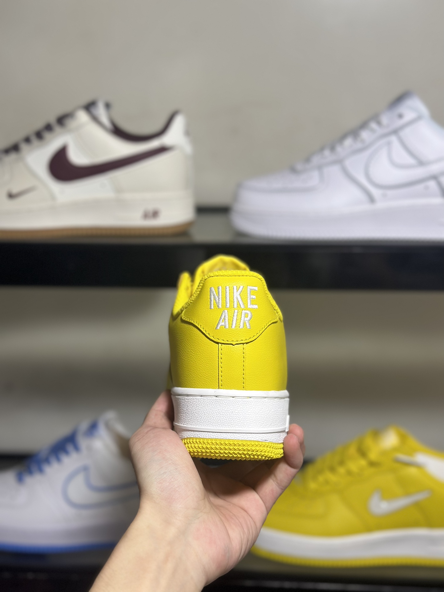 NikeAirForce1Low黄白