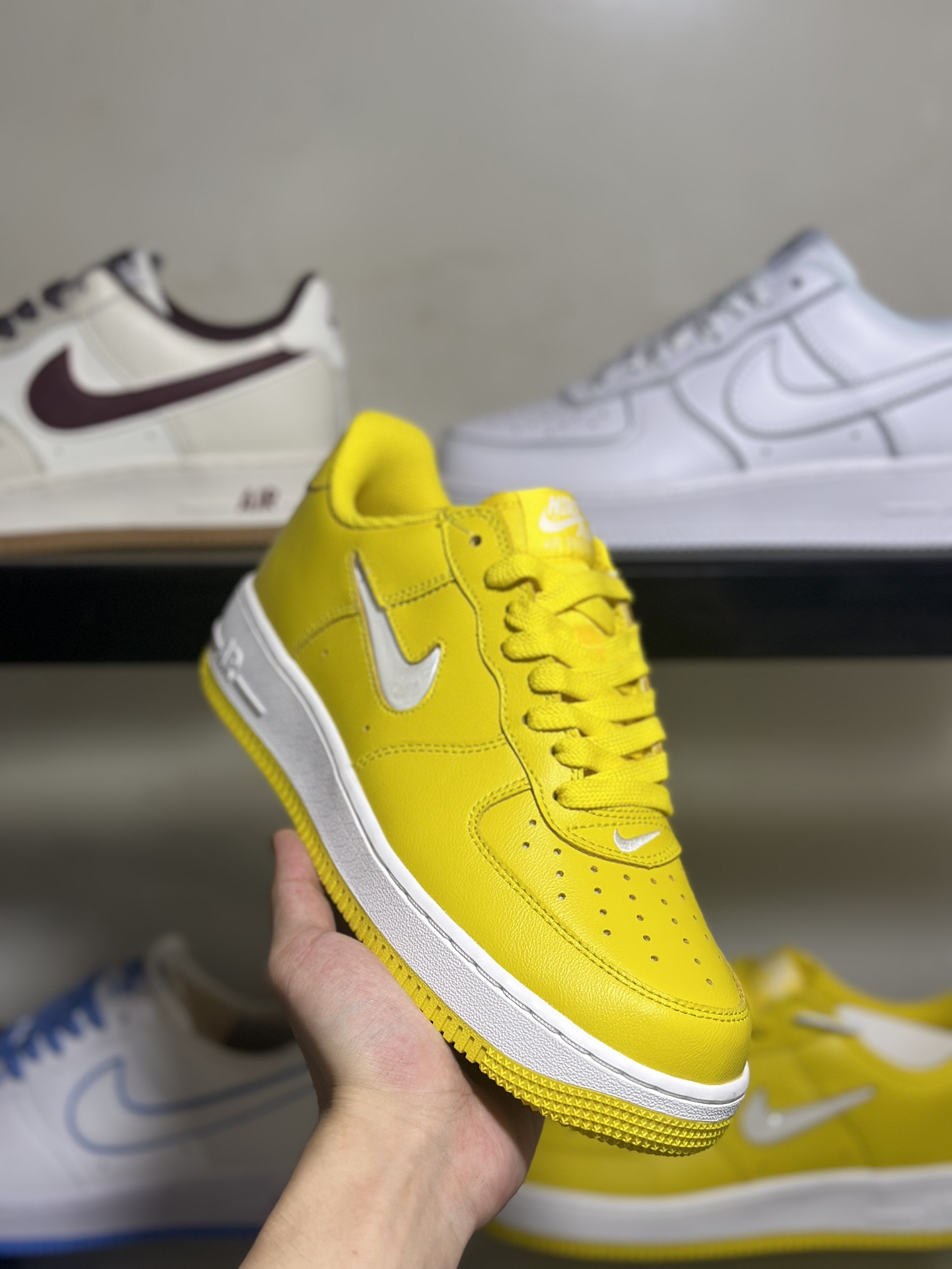 NikeAirForce1Low黄白