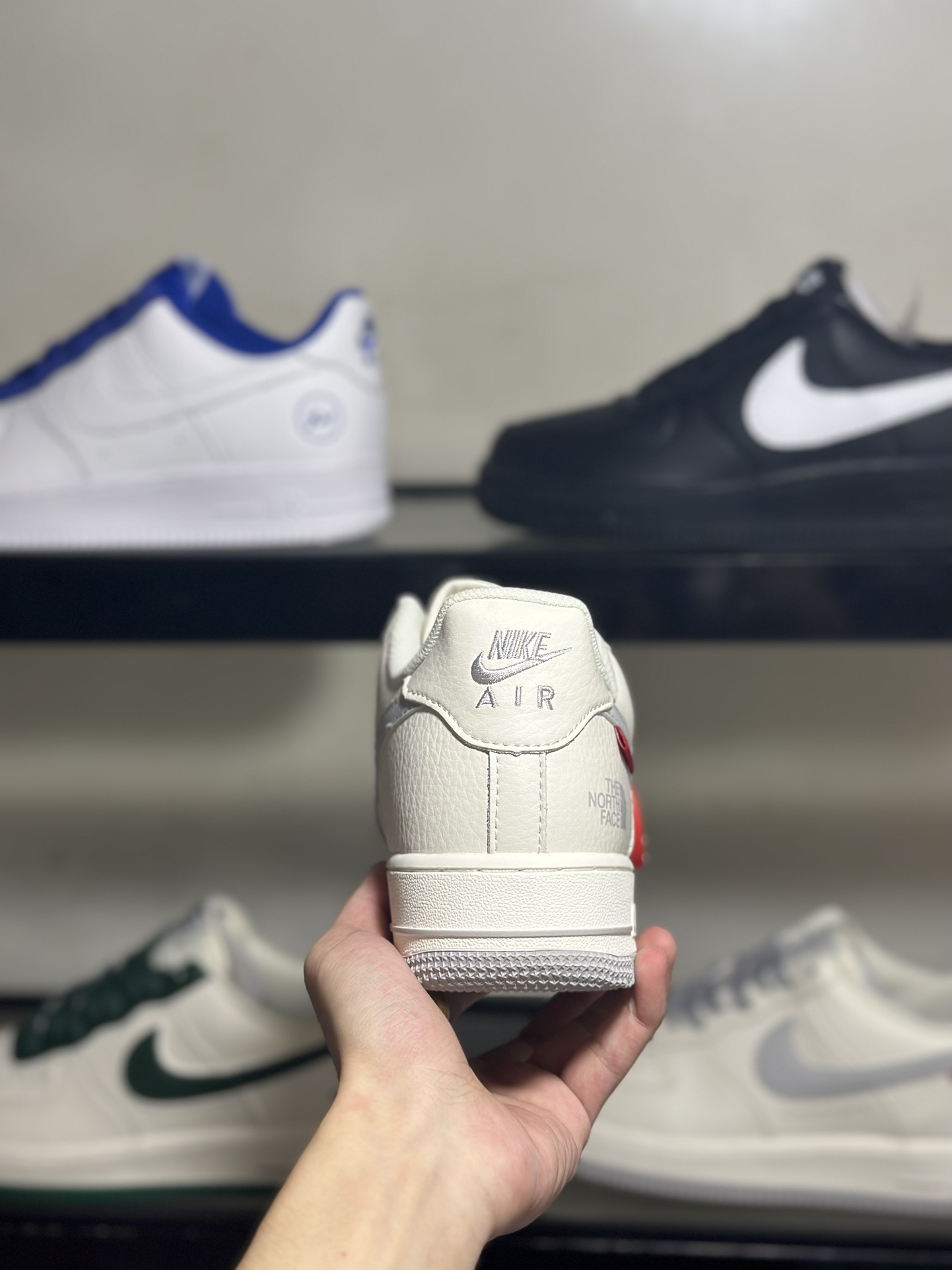 NikeAirForce1Low07