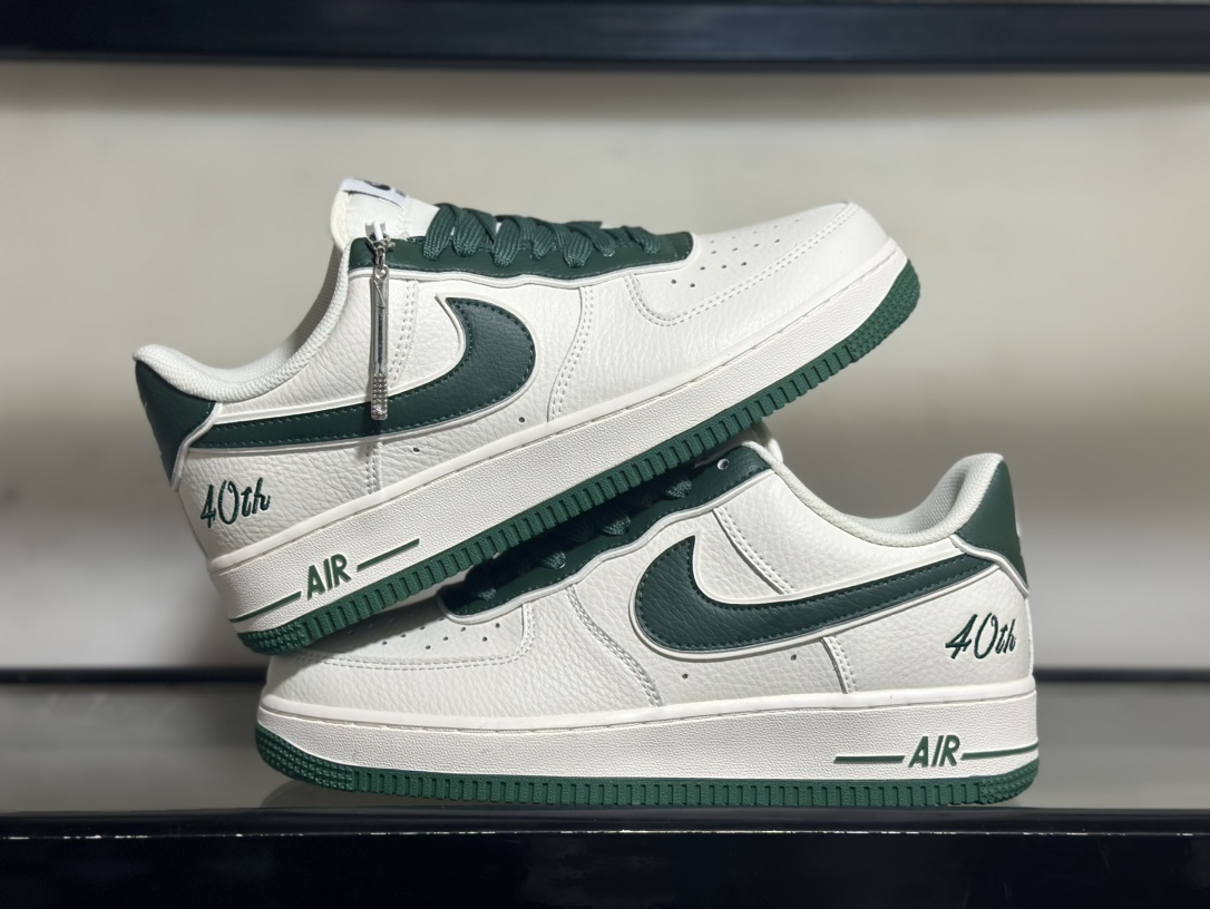 NikeAirForce1Low40