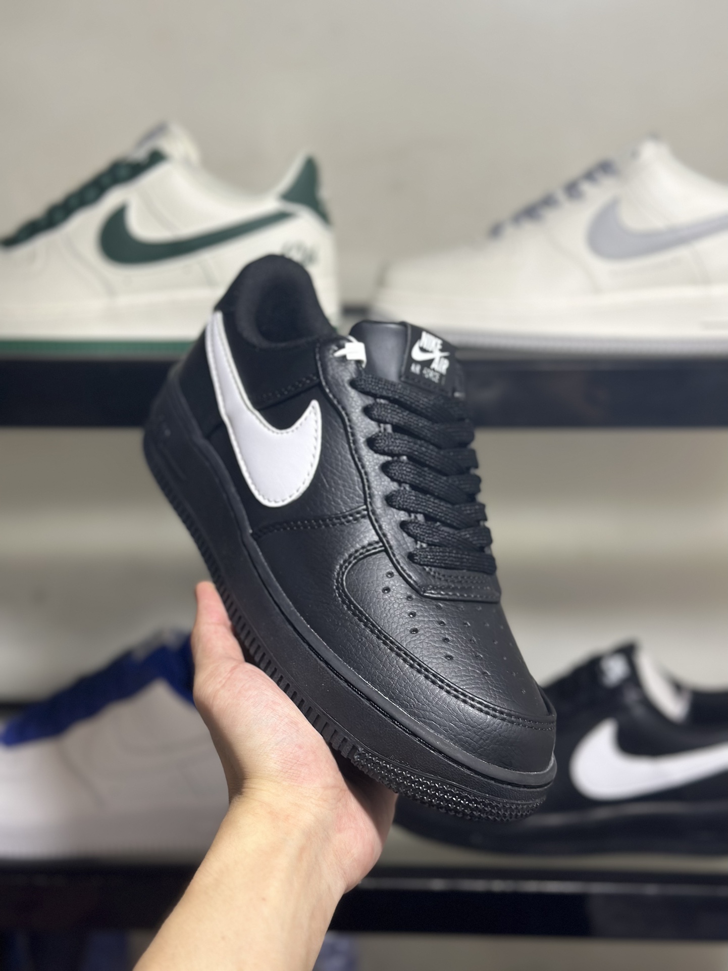 NikeAirForce1Low黑白