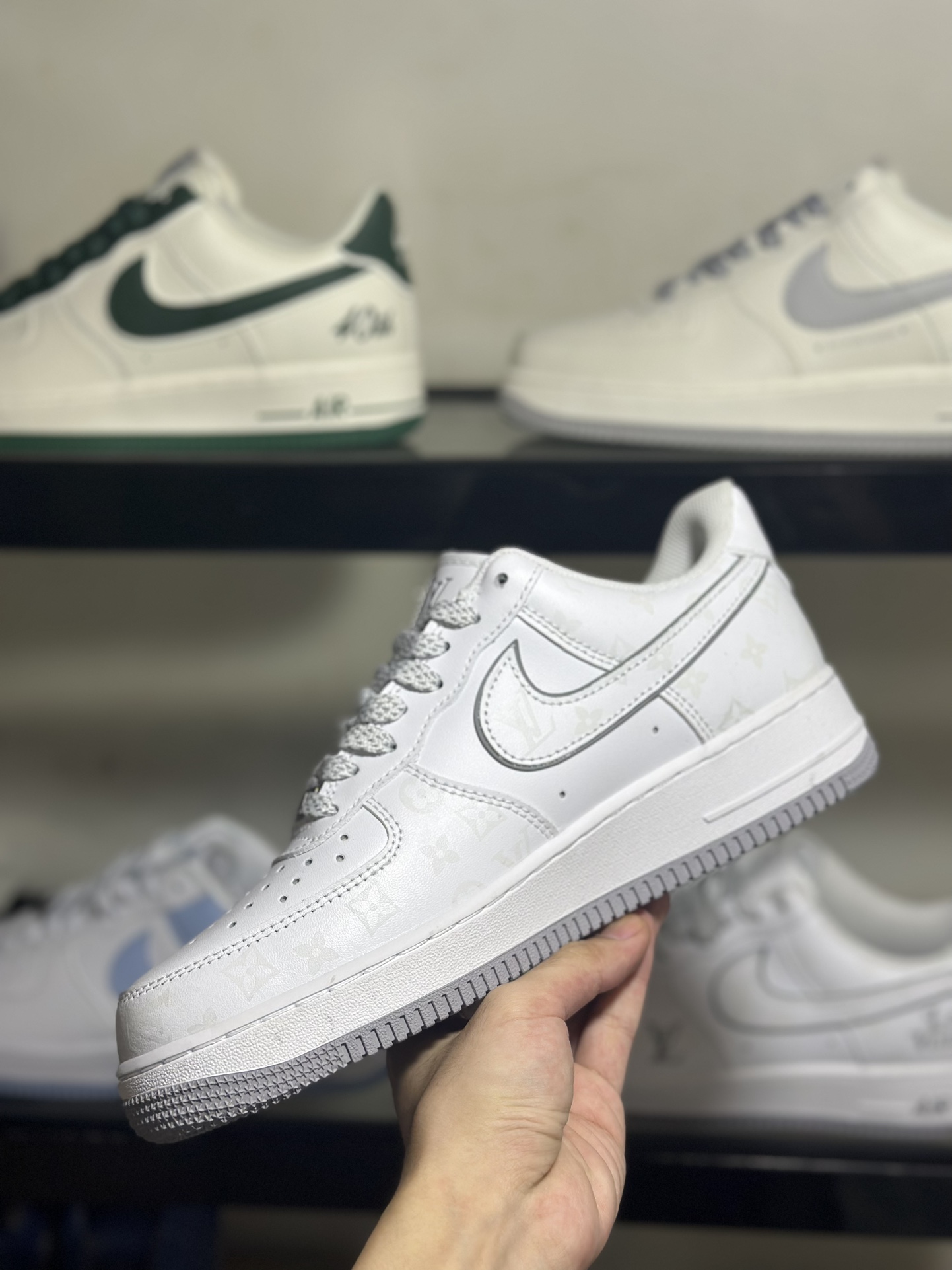 NikeAirForce1LowLV