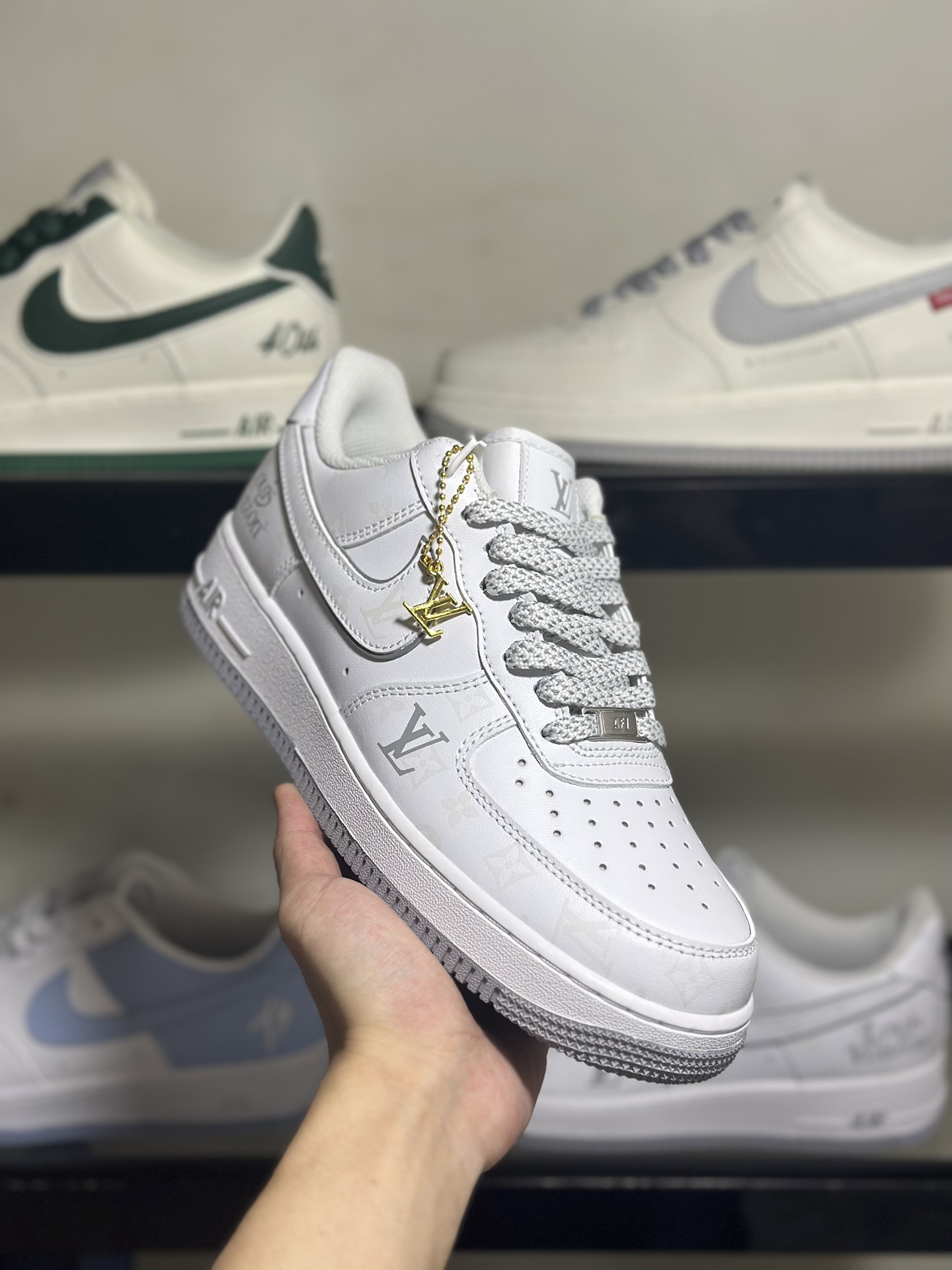 NikeAirForce1LowLV