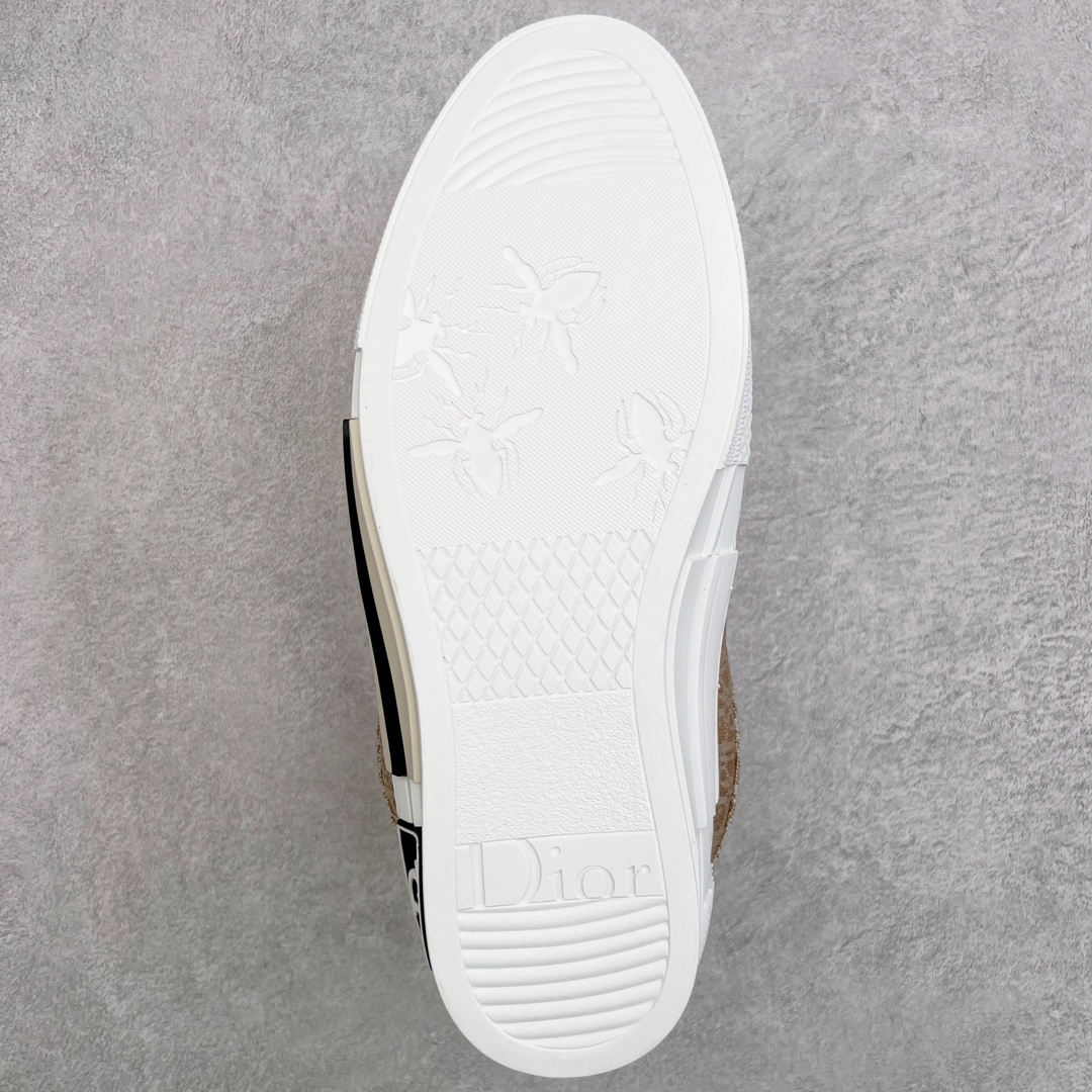 图片[9]-＃零售版 Dior B23 Oblique 迪奥提花面料面包鞋 原版一比一开发 23s年度最新款 全套正品新版包装配件 这款B23滑板运动鞋是本季新品 全新演绎标志性的设计 突显厚实的廓形和时尚的魅力 采用奶油白色提花面料精心制作 通体饰以 Oblique 印花 搭配正面粗鞋带、加垫鞋舌、加固圆形鞋头和后侧提拉环等经典滑板鞋的标识 白色橡胶鞋底饰以 Oblique 印花补丁更品精致 尺码：39 40 41 42 43 44 45 46-选品中心