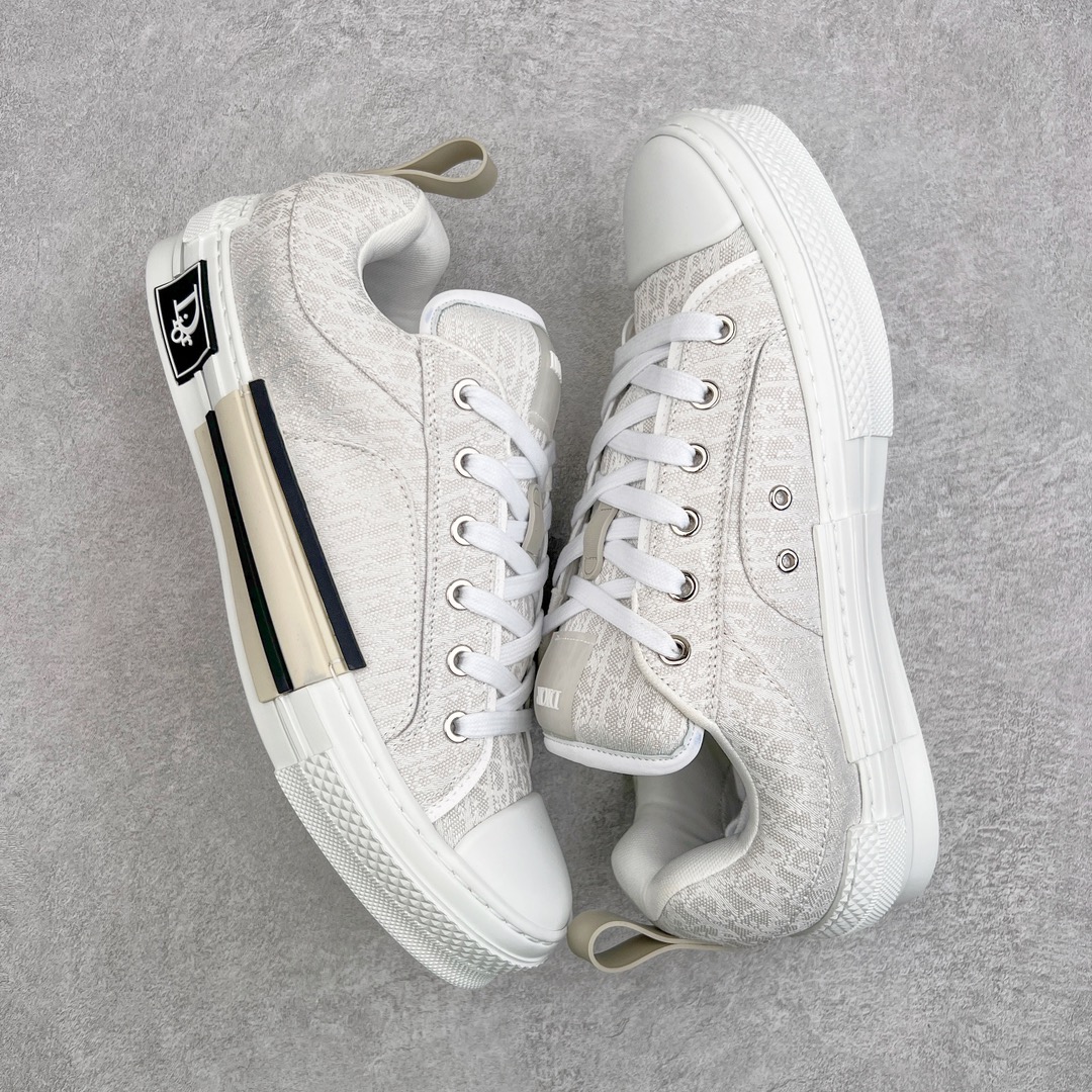 图片[3]-＃零售版 Dior B23 Oblique 迪奥提花面料面包鞋 原版一比一开发 23s年度最新款 全套正品新版包装配件 这款B23滑板运动鞋是本季新品 全新演绎标志性的设计 突显厚实的廓形和时尚的魅力 采用奶油白色提花面料精心制作 通体饰以 Oblique 印花 搭配正面粗鞋带、加垫鞋舌、加固圆形鞋头和后侧提拉环等经典滑板鞋的标识 白色橡胶鞋底饰以 Oblique 印花补丁更品精致 尺码：39 40 41 42 43 44 45 46-选品中心