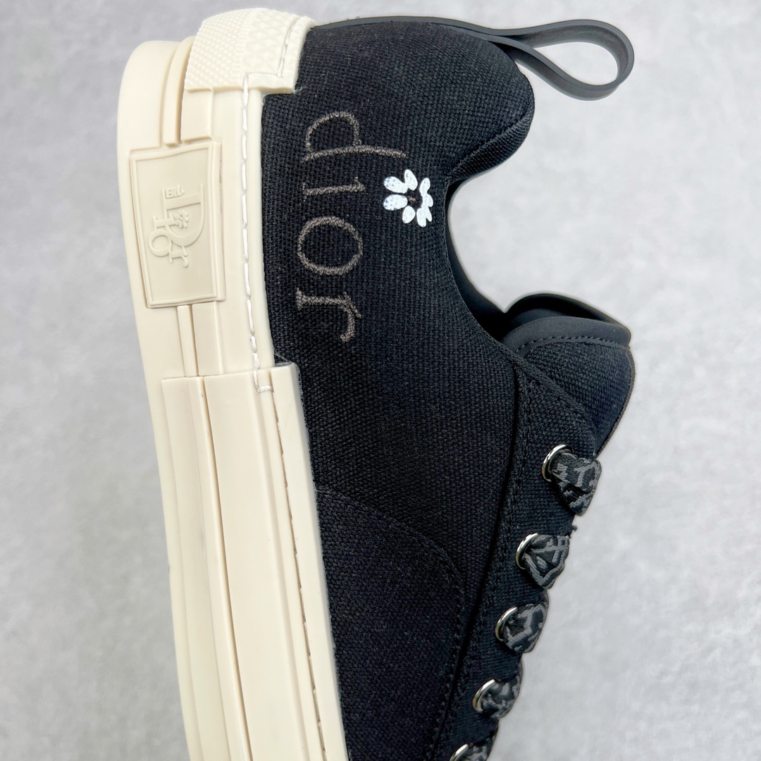 图片[6]-＃零售版 Dior B23 Oblique 迪奥提花面料面包鞋 原版一比一开发 23s年度最新款 全套正品新版包装配件 这款B23滑板运动鞋是本季新品 全新演绎标志性的设计 突显厚实的廓形和时尚的魅力 采用奶油白色提花面料精心制作 通体饰以 Oblique 印花 搭配正面粗鞋带、加垫鞋舌、加固圆形鞋头和后侧提拉环等经典滑板鞋的标识 白色橡胶鞋底饰以 Oblique 印花补丁更品精致 尺码：39 40 41 42 43 44 45 46-选品中心