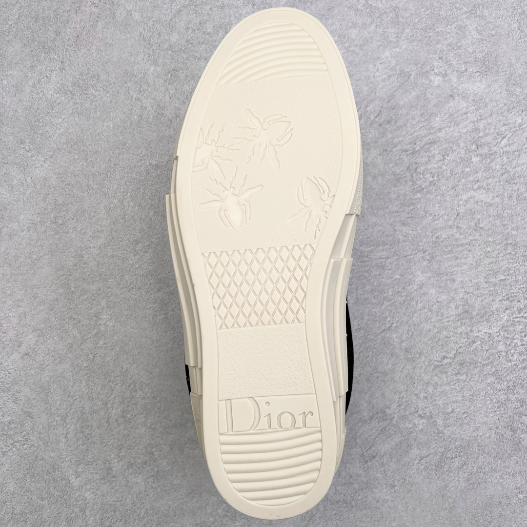 图片[9]-＃零售版 Dior B23 Oblique 迪奥提花面料面包鞋 原版一比一开发 23s年度最新款 全套正品新版包装配件 这款B23滑板运动鞋是本季新品 全新演绎标志性的设计 突显厚实的廓形和时尚的魅力 采用奶油白色提花面料精心制作 通体饰以 Oblique 印花 搭配正面粗鞋带、加垫鞋舌、加固圆形鞋头和后侧提拉环等经典滑板鞋的标识 白色橡胶鞋底饰以 Oblique 印花补丁更品精致 尺码：39 40 41 42 43 44 45 46-选品中心