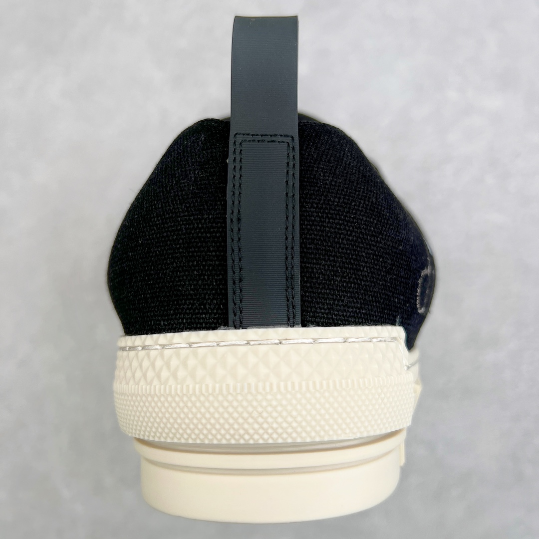 图片[8]-＃零售版 Dior B23 Oblique 迪奥提花面料面包鞋 原版一比一开发 23s年度最新款 全套正品新版包装配件 这款B23滑板运动鞋是本季新品 全新演绎标志性的设计 突显厚实的廓形和时尚的魅力 采用奶油白色提花面料精心制作 通体饰以 Oblique 印花 搭配正面粗鞋带、加垫鞋舌、加固圆形鞋头和后侧提拉环等经典滑板鞋的标识 白色橡胶鞋底饰以 Oblique 印花补丁更品精致 尺码：39 40 41 42 43 44 45 46-选品中心