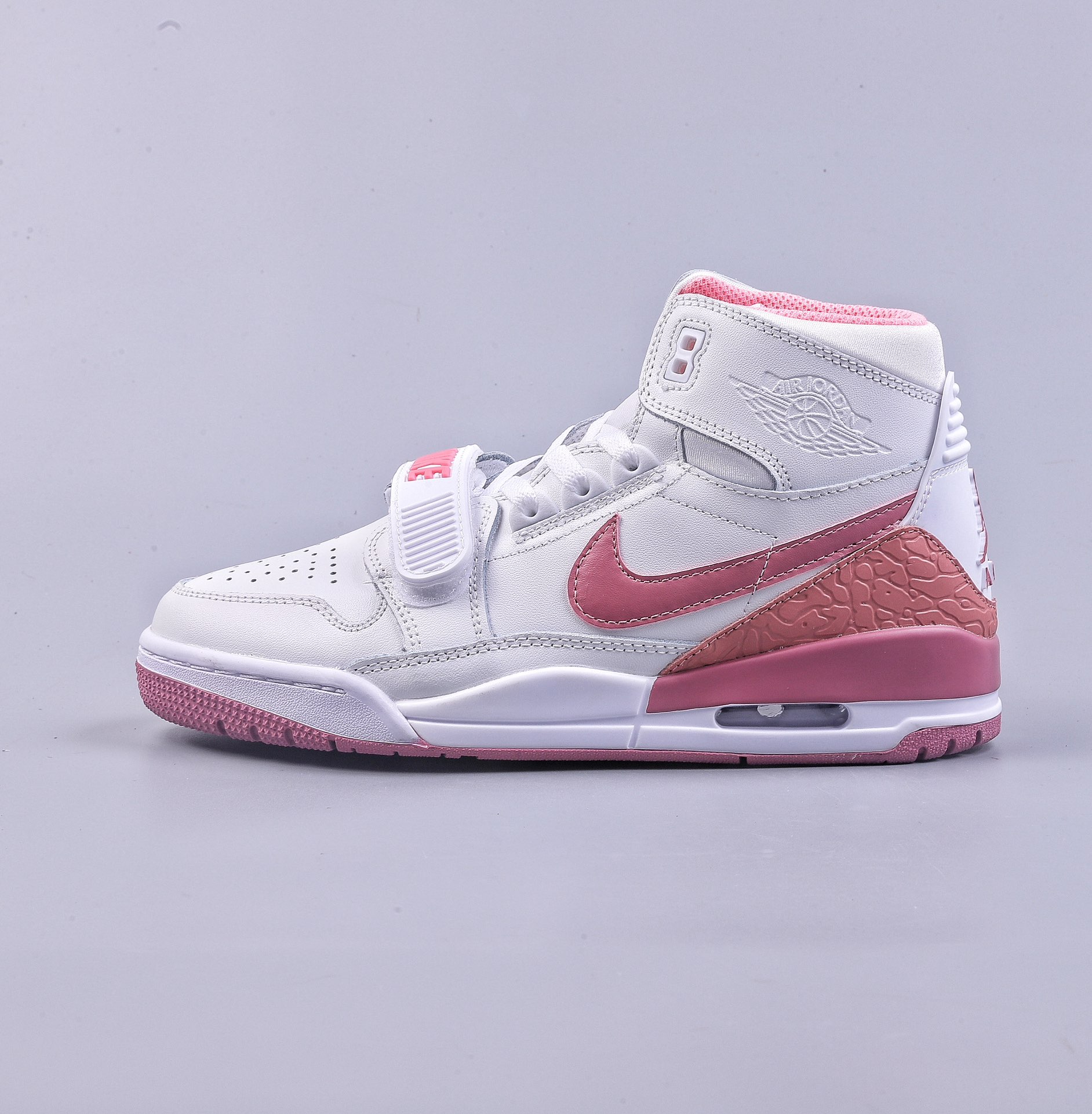 Air Jordan Legacy 312 有着交错结合的设计 FN3407-161