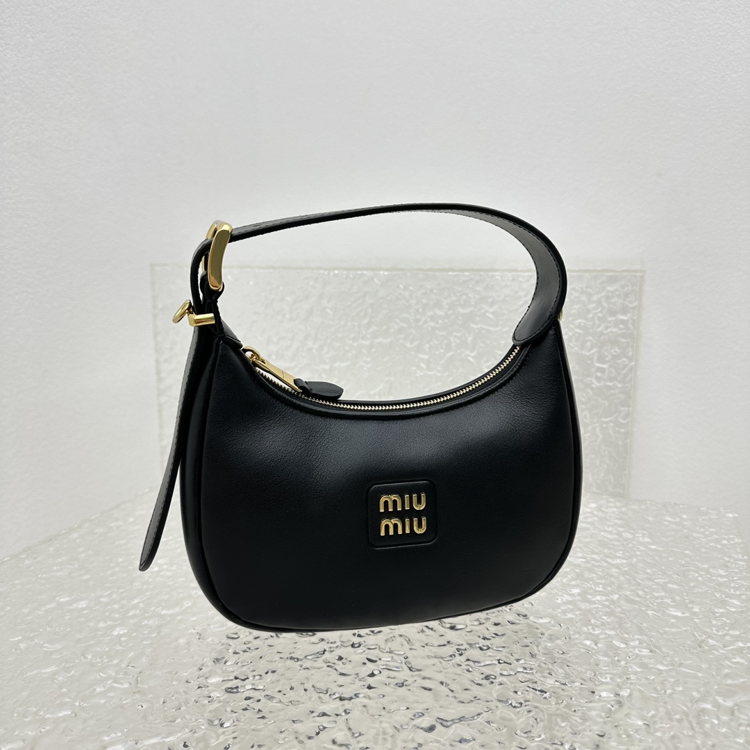 Miu Miu [Large Black]