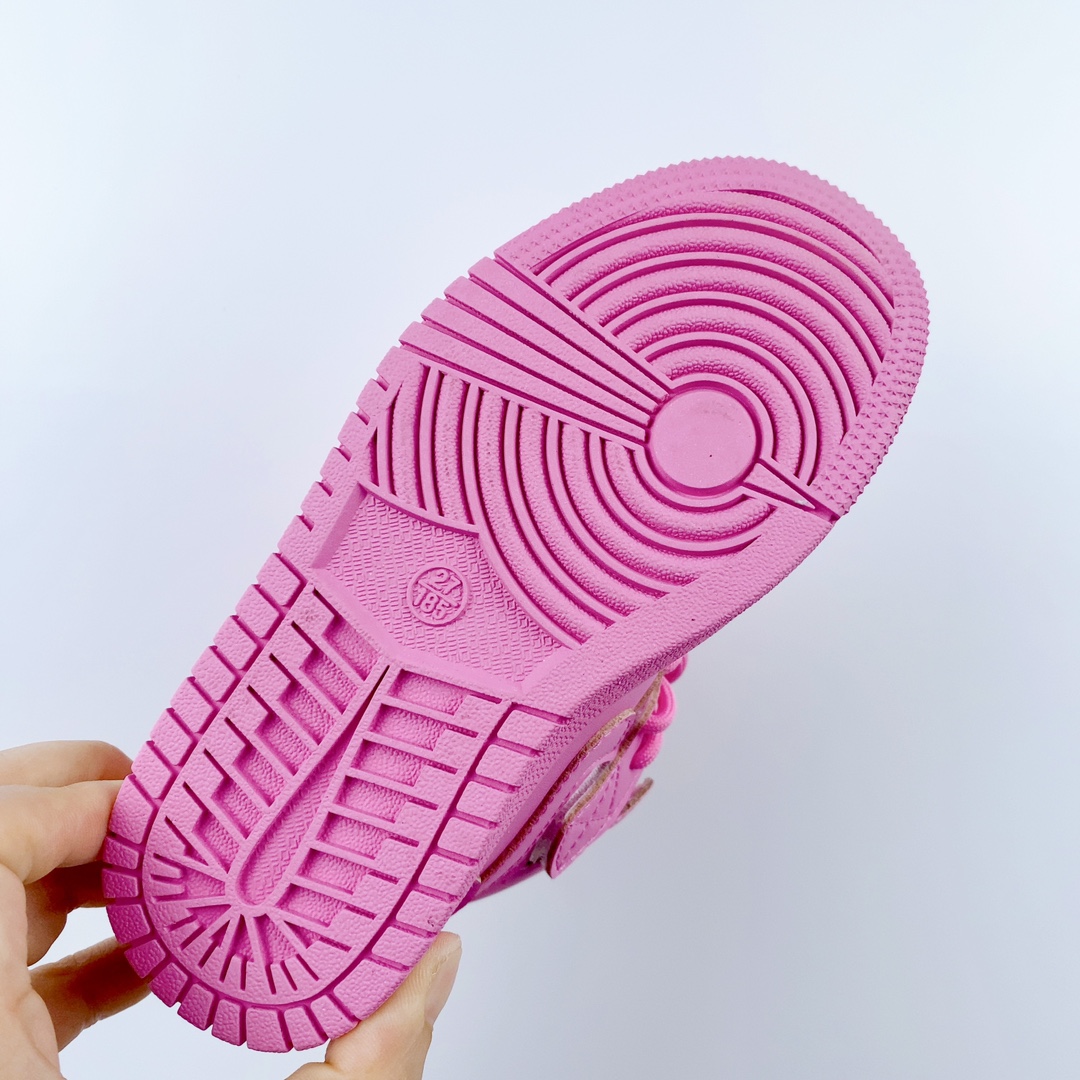 Magic Child Shoes Enhance Cartoon Characters in Disnikatoon with Speedy Purchase - 图片 9