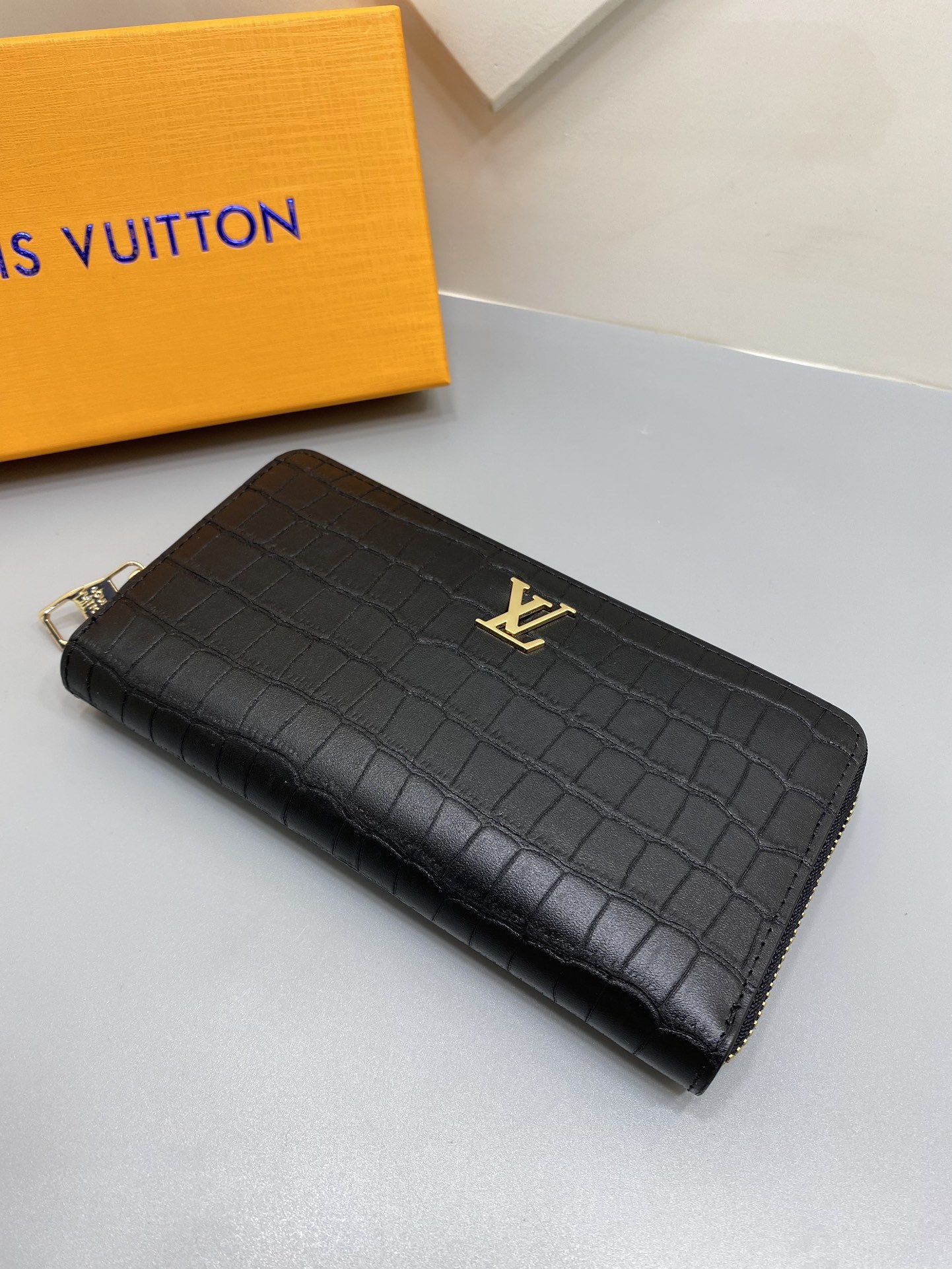 💞A6221 单拉小手包到货💞里外头层牛皮打造💞图片色(自带原版盒子)男女通用 尺寸:19*10
